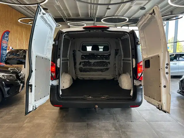 Mercedes-Benz Vito view 6