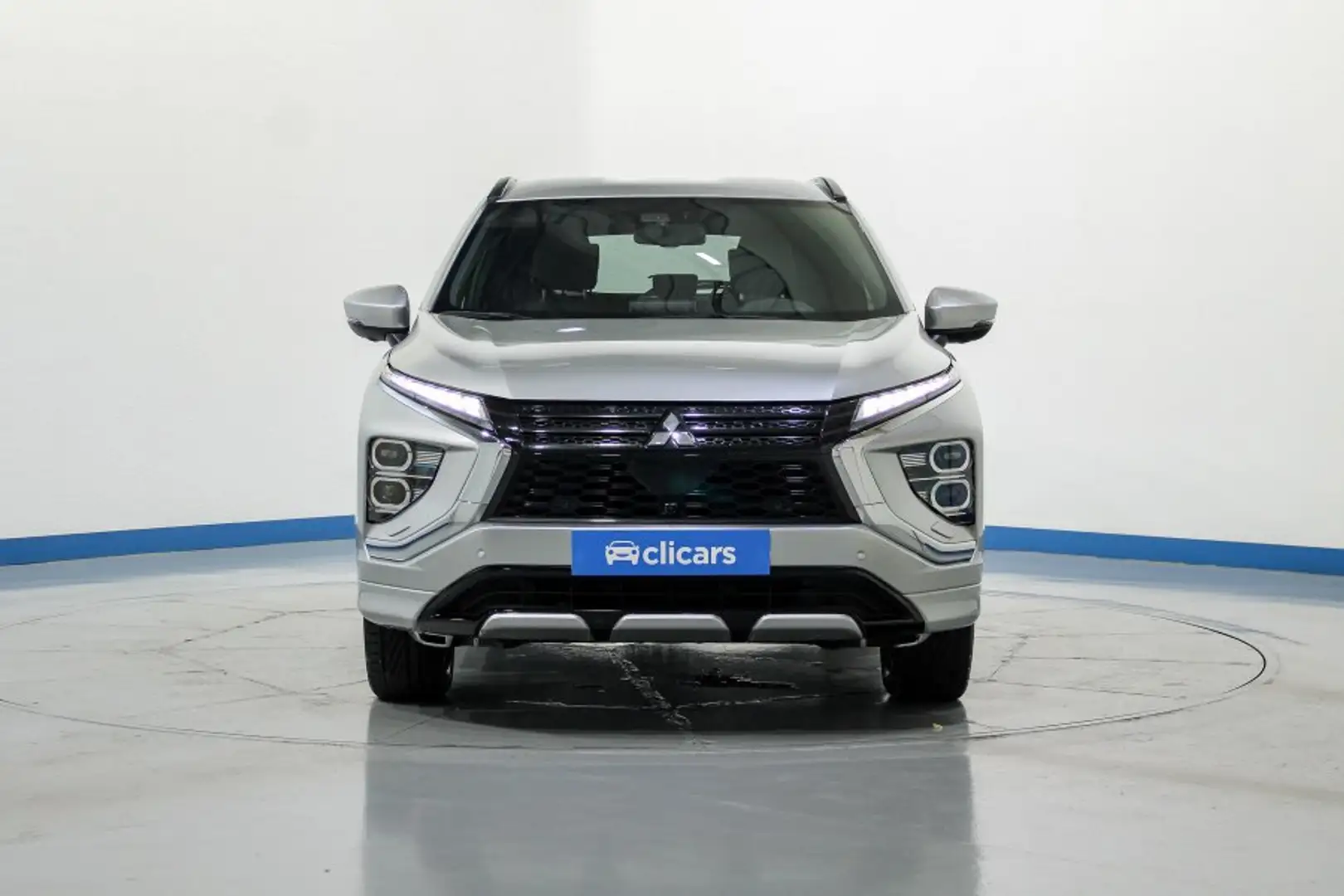 Mitsubishi Eclipse Cross PHEV Kaiteki 4WD Stříbrná - 2