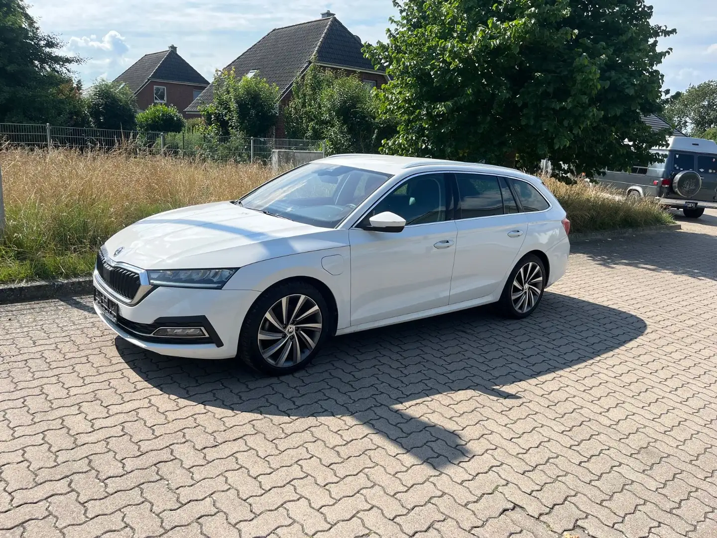 Skoda Octavia Combi Style iV 1.Hand 117TKM Scheckheft Weiß - 1