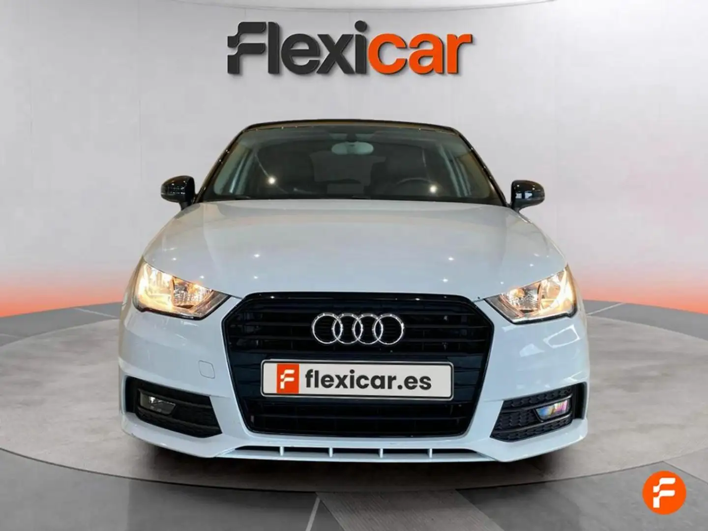 Audi A1 1.0 TFSI 95CV Adrenalin Amarillo - 2