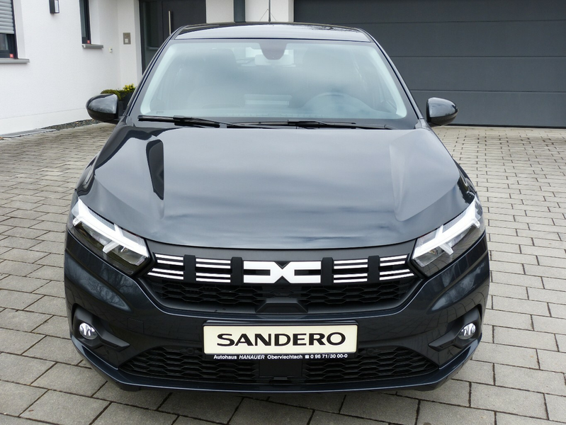 Dacia Sandero Expression 1.0 TCE 100 LPG[NAV/CAM/SHZ] — photo 3
