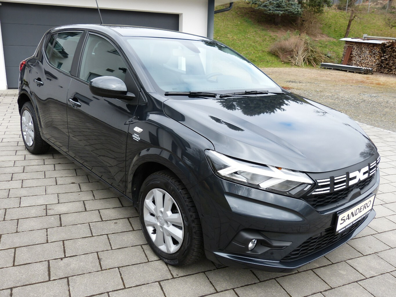 Dacia Sandero Expression 1.0 TCE 100 LPG[NAV/CAM/SHZ] — photo 4