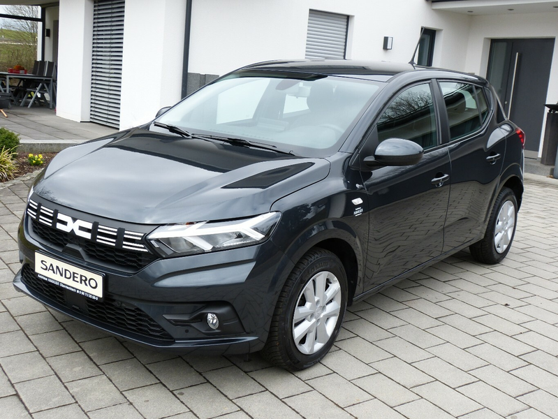 Dacia Sandero Expression 1.0 TCE 100 LPG[NAV/CAM/SHZ] — photo 2