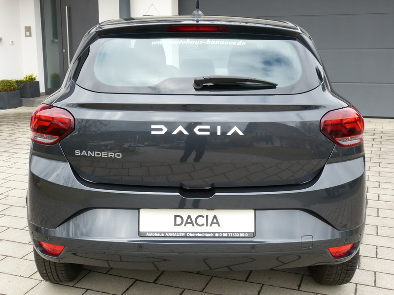 Dacia Sandero Expression 1.0 TCE 100 LPG[NAV/CAM/SHZ] — photo 6