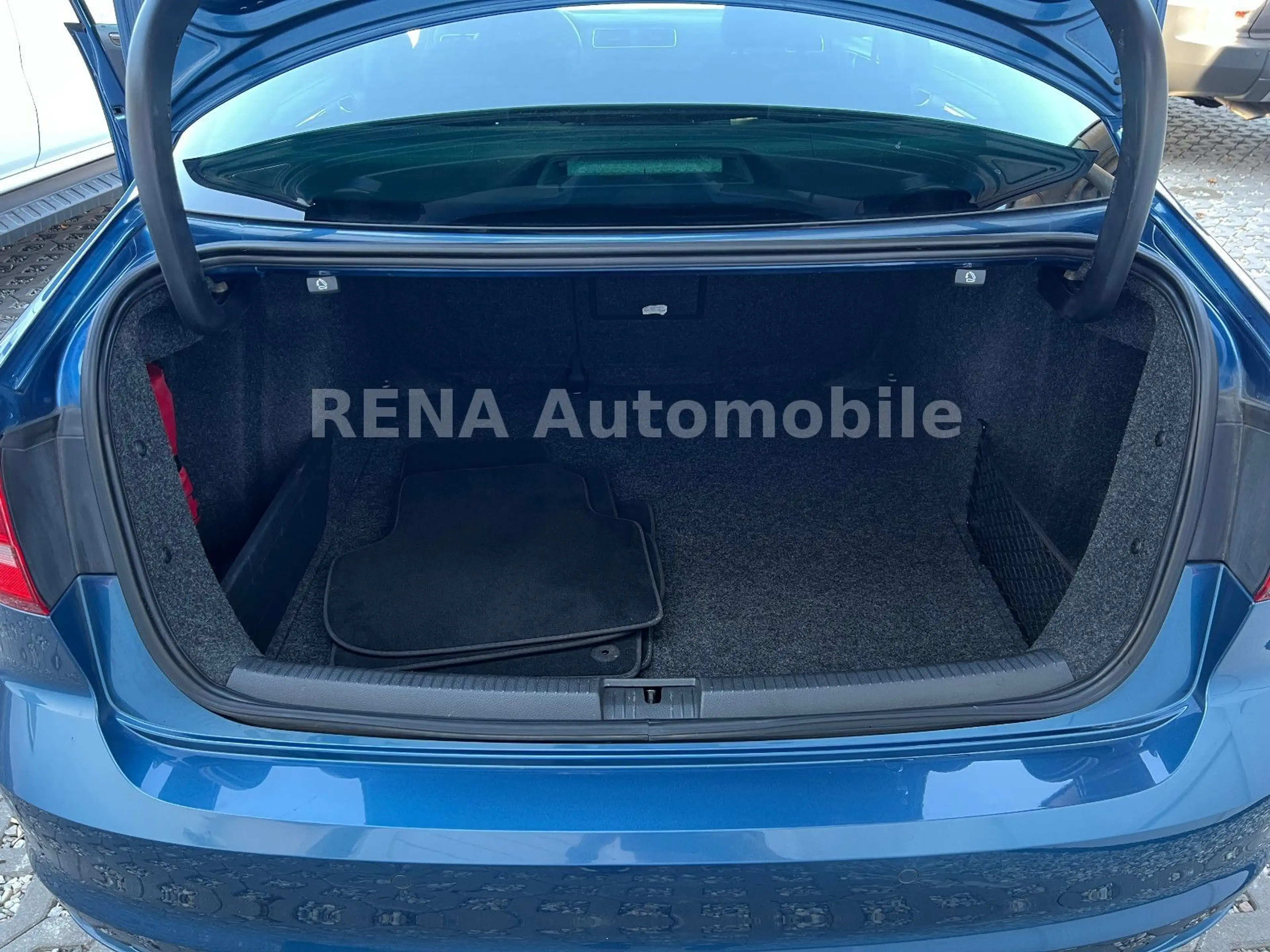 Volkswagen Jetta 1.4 TSI Klimaauto*NAVI*SHZ*Tempomat*ALU* — photo 23