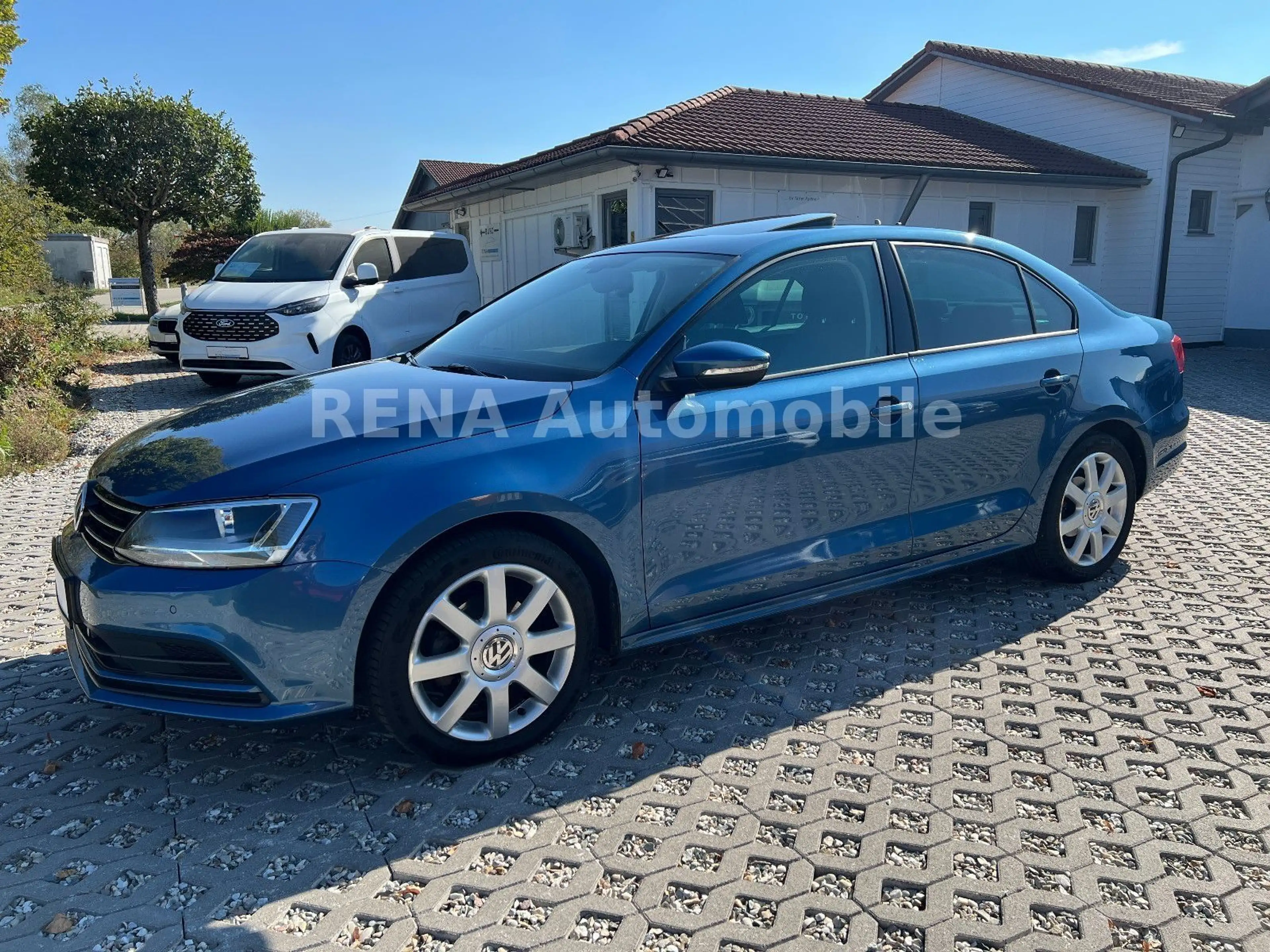 Volkswagen Jetta 1.4 TSI Klimaauto*NAVI*SHZ*Tempomat*ALU* — photo 2