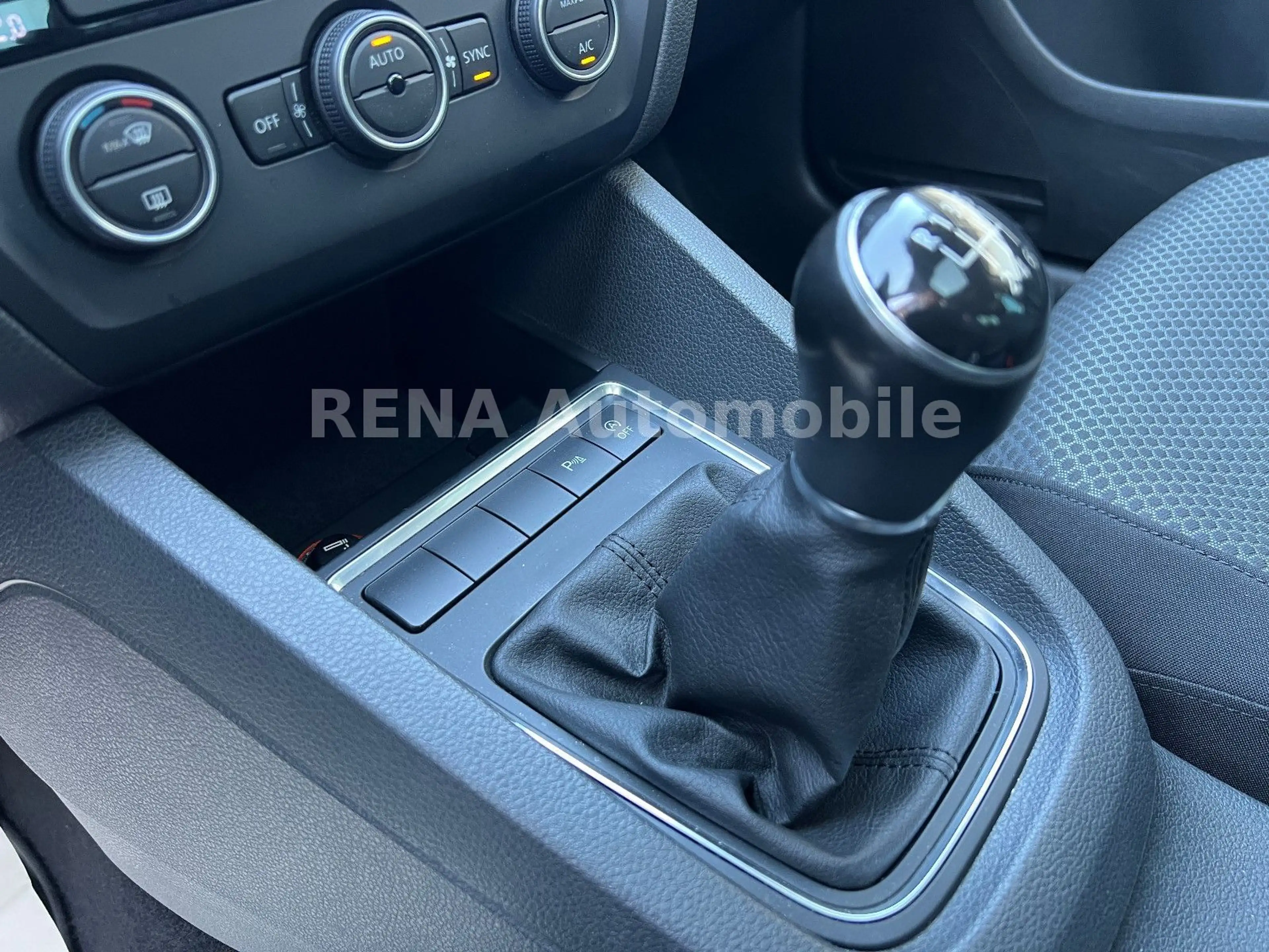 Volkswagen Jetta 1.4 TSI Klimaauto*NAVI*SHZ*Tempomat*ALU* — photo 15