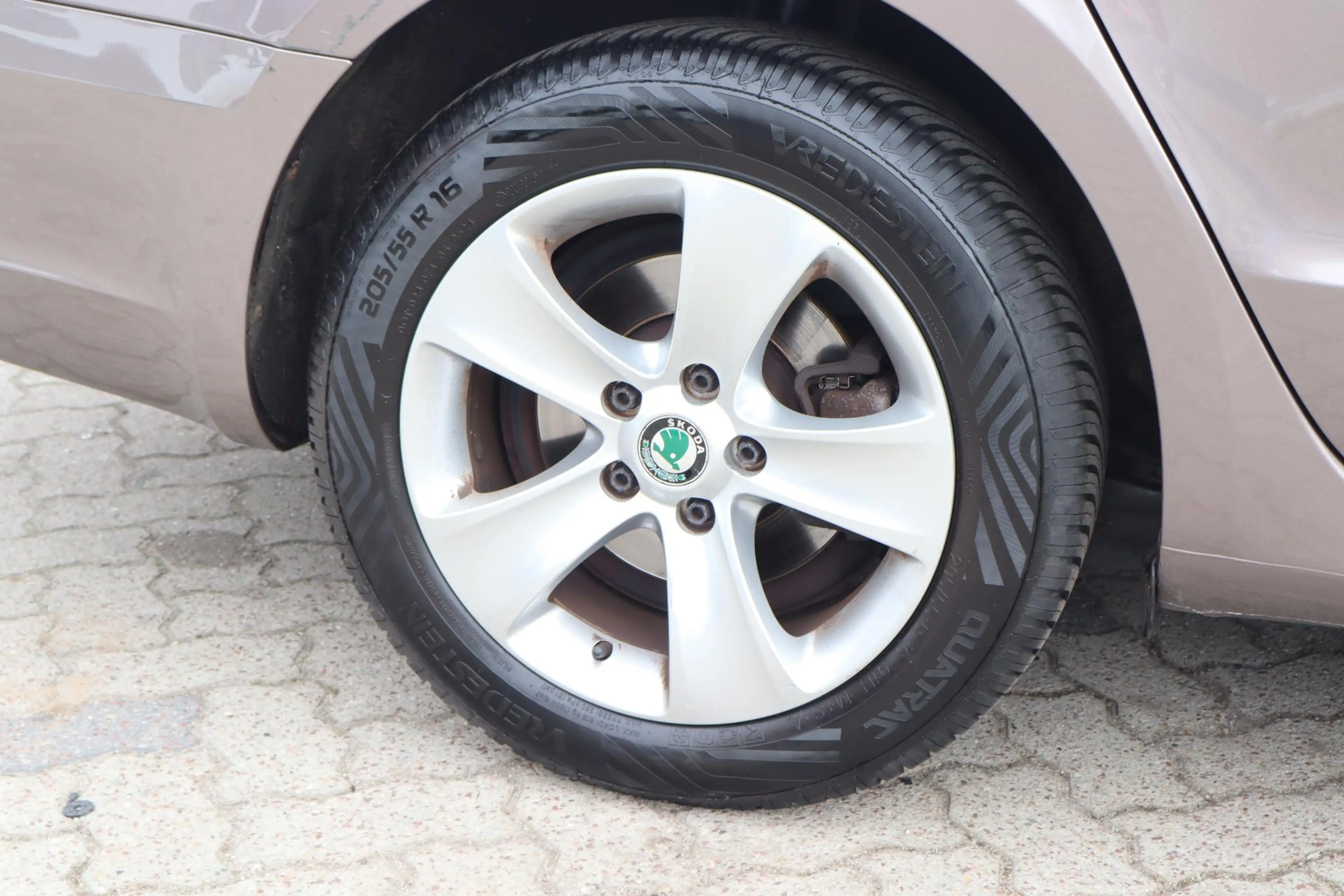 Skoda Superb Combi 1.8 TSI Ambition Business Line | Climate con — photo 17