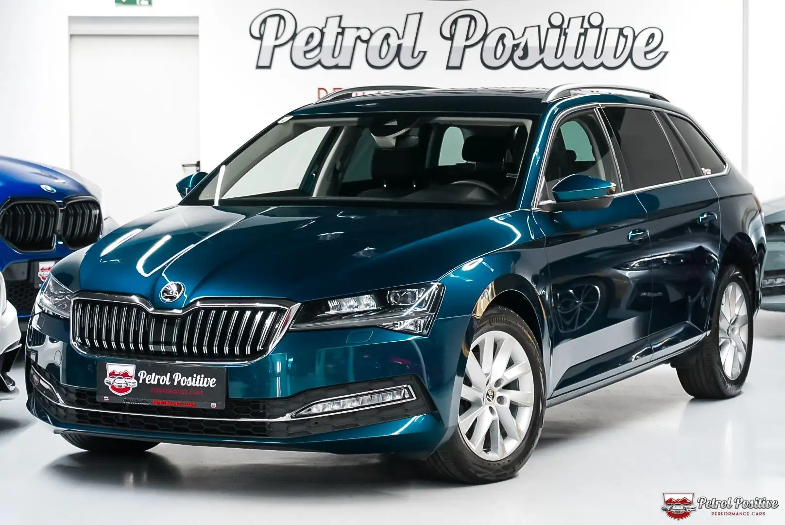Skoda Superb 2.0 TDI Style MATRIX*LED*NAVI*MWST. Bleu - 1