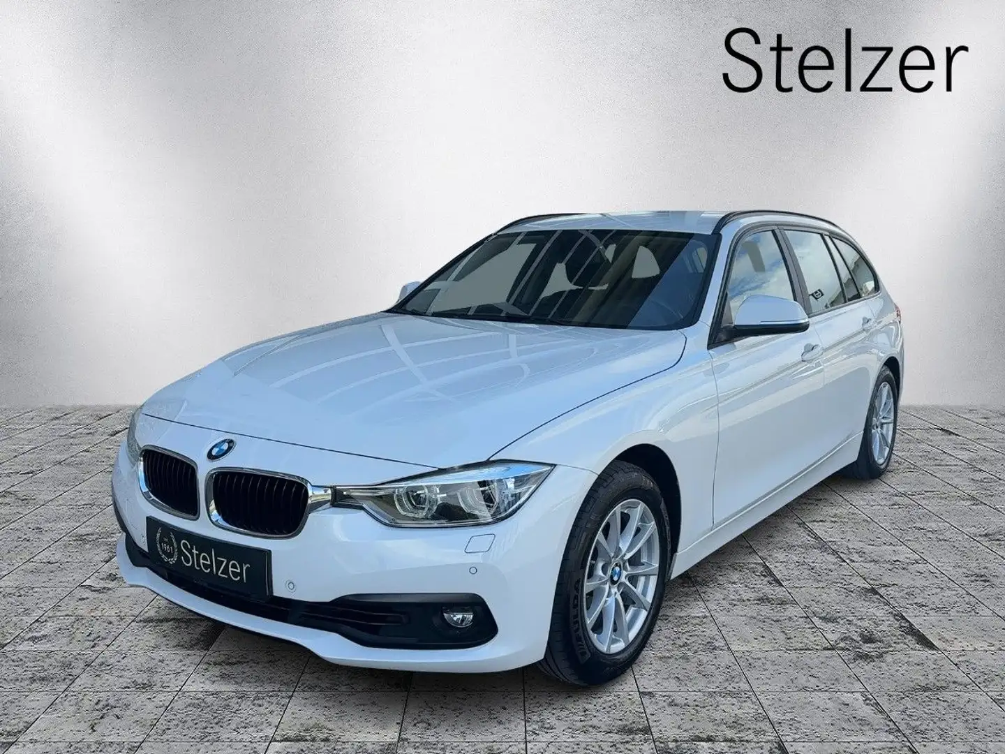 BMW 318 i Touring Advantage AUT Weiß - 1