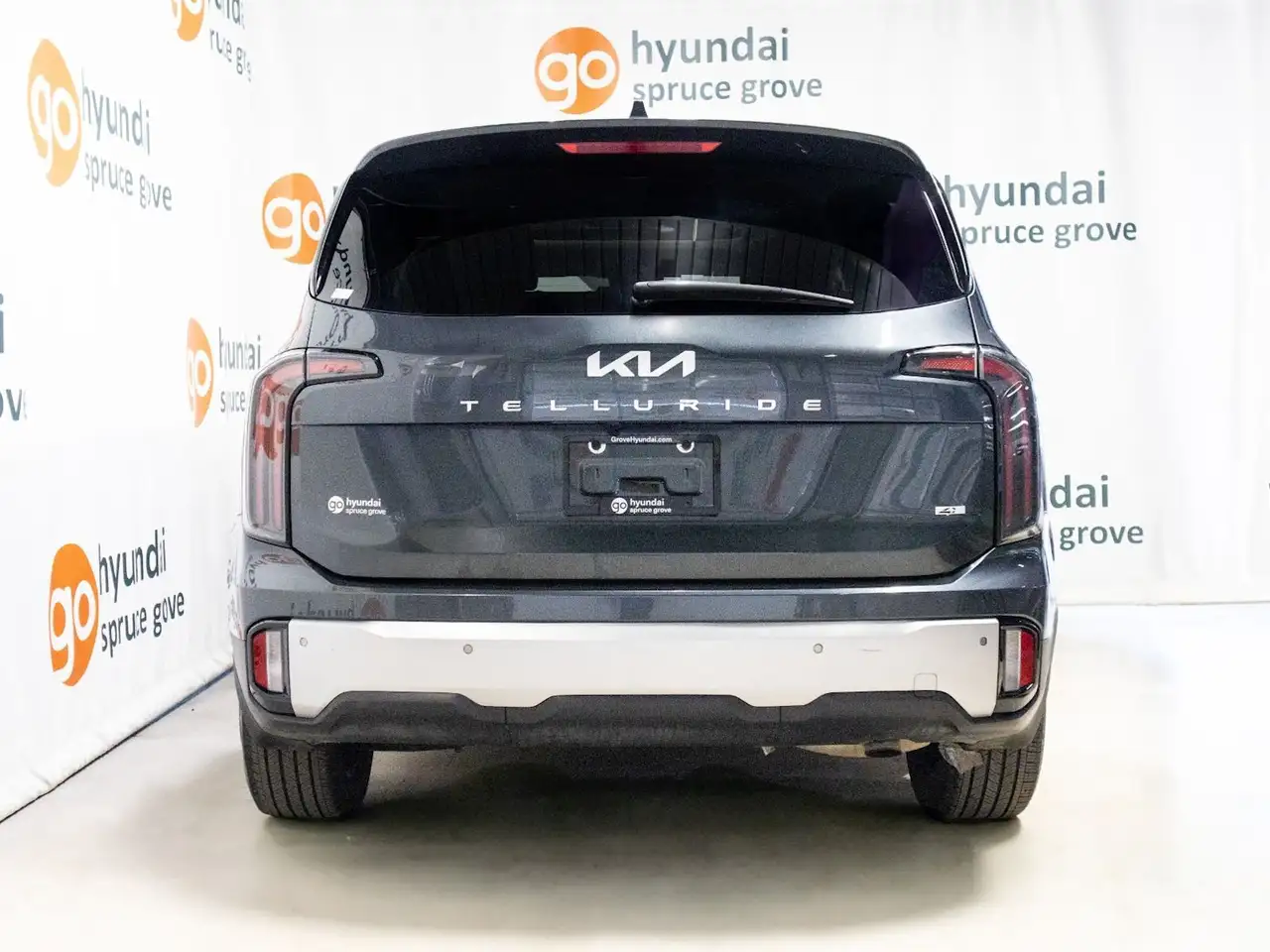 Kia Telluride снимка Kia Telluride