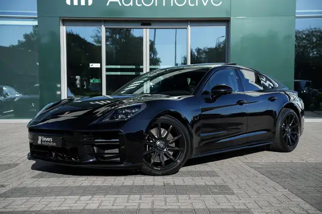Porsche Panamera view 2