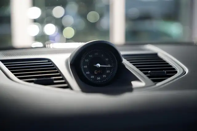 Porsche Panamera view 11