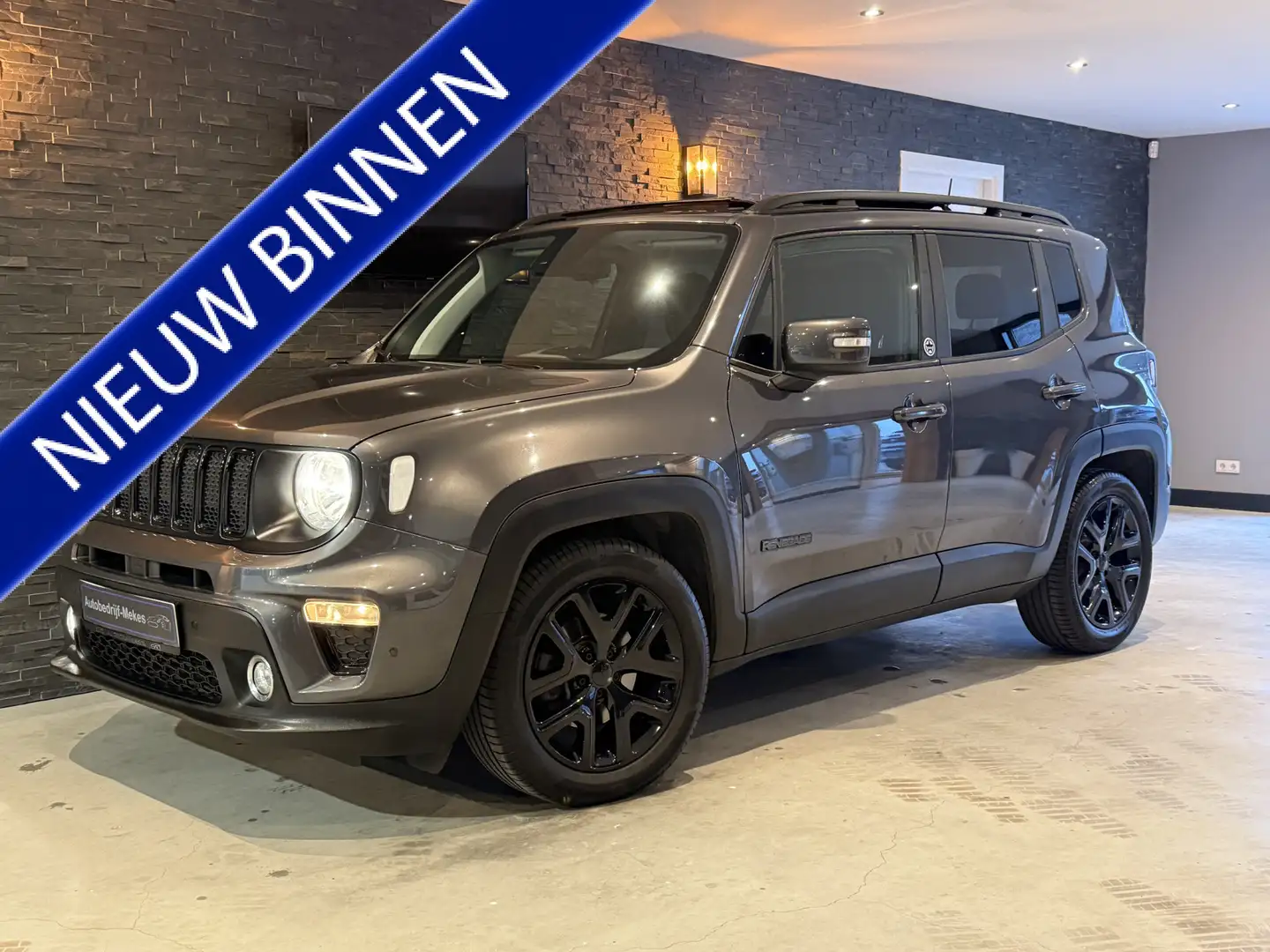 Jeep Renegade 1.3T Limited Bj: 2020 / Panoramadak / Automaat Grijs - 1