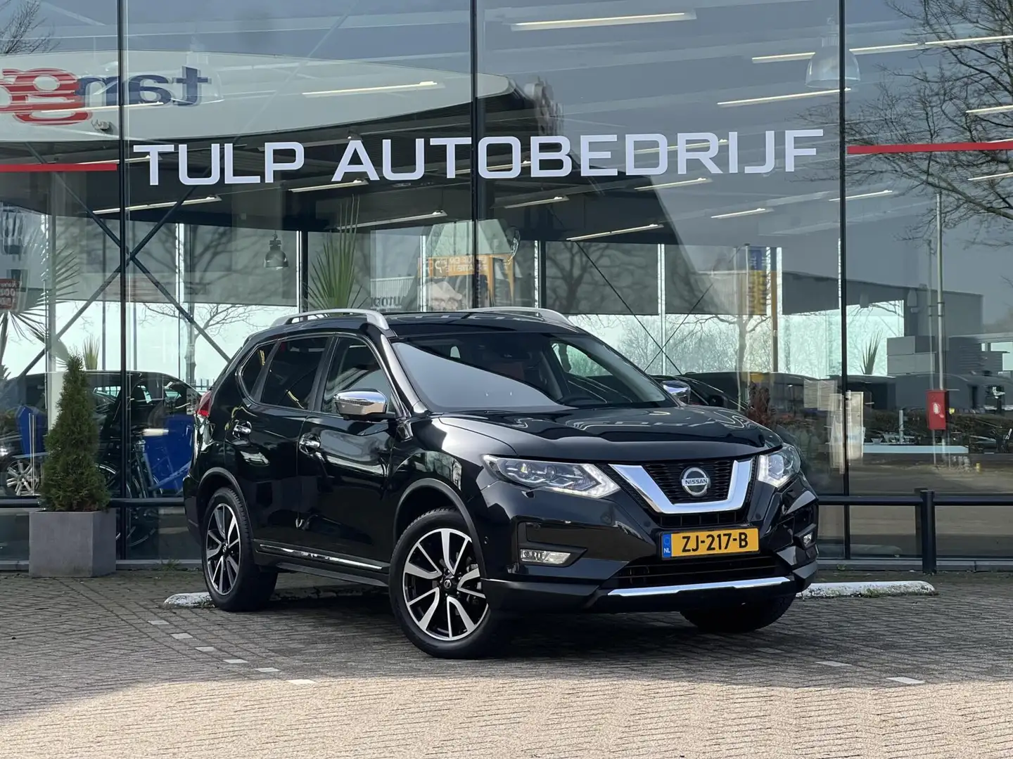 Nissan X-Trail 1.3 DIG-T Tekna Automaat Dak Leder Trekhaak NAP Schwarz - 2