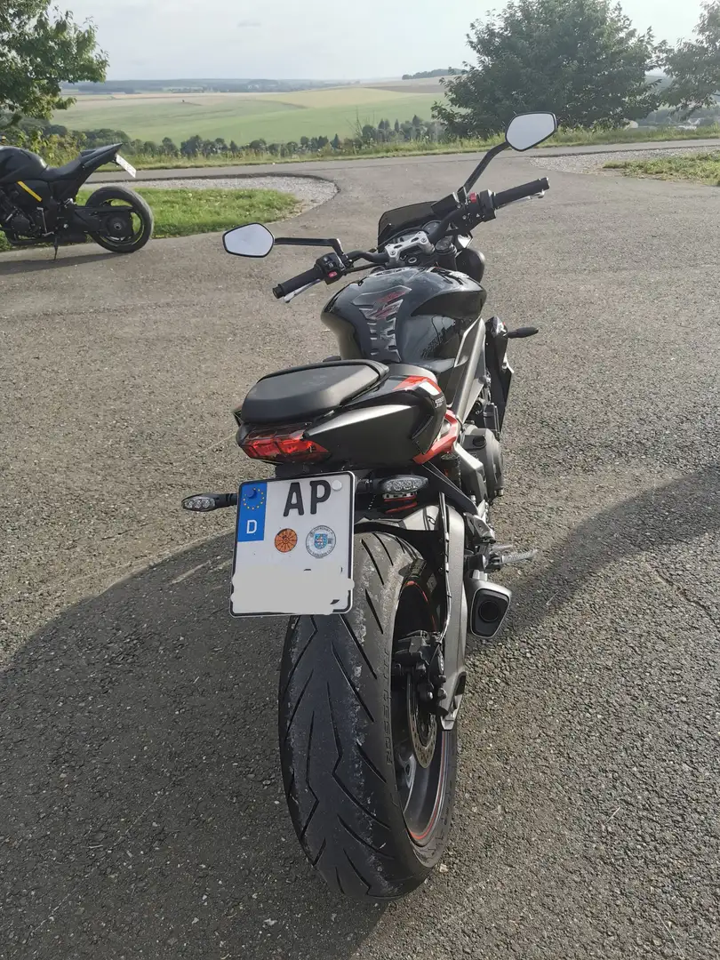 Triumph Street Triple 765 R Low Gri - 2