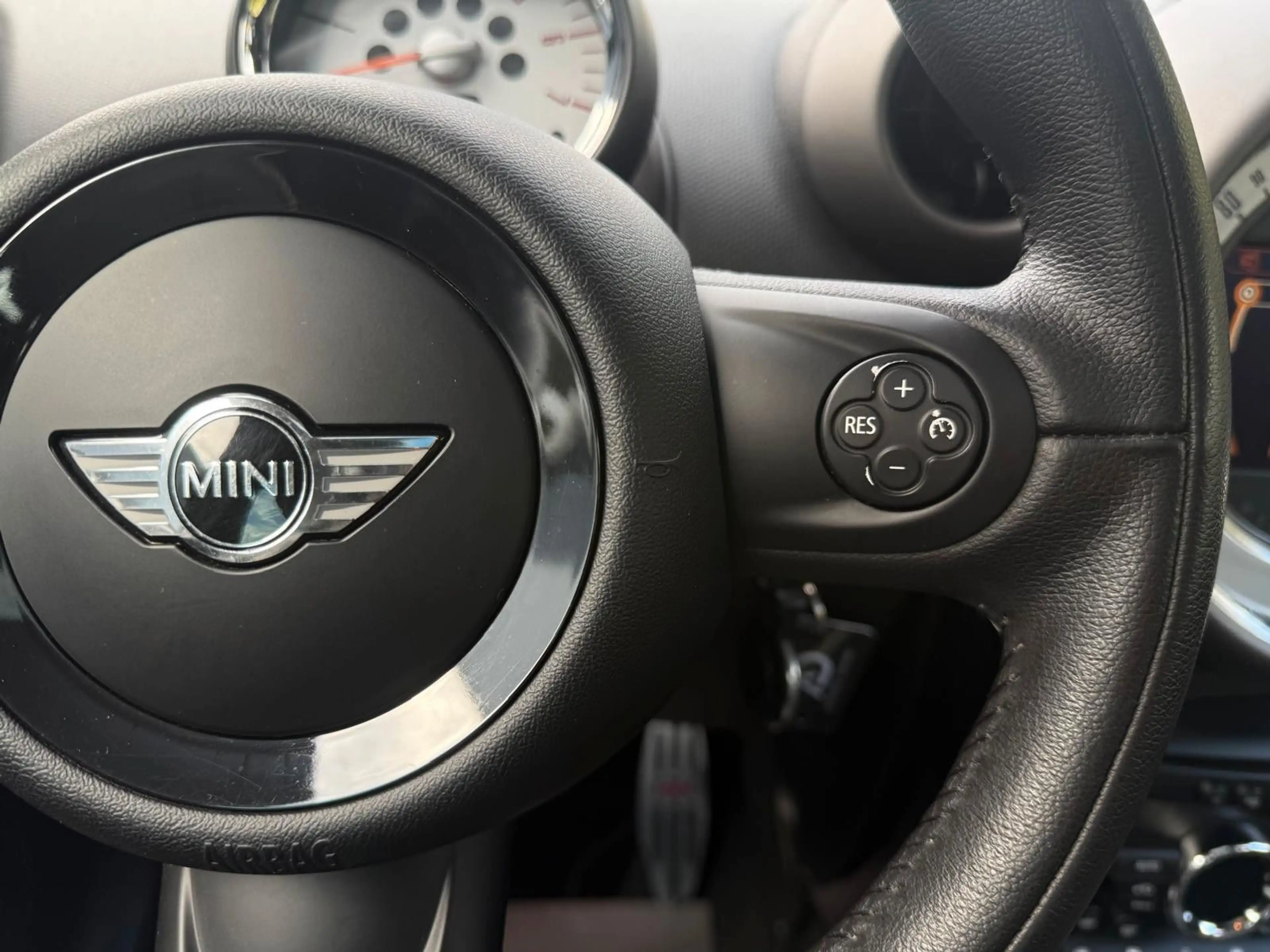 MINI Cooper D Countryman Cooper D All4 *AUTOMATIK * PANO * — photo 14
