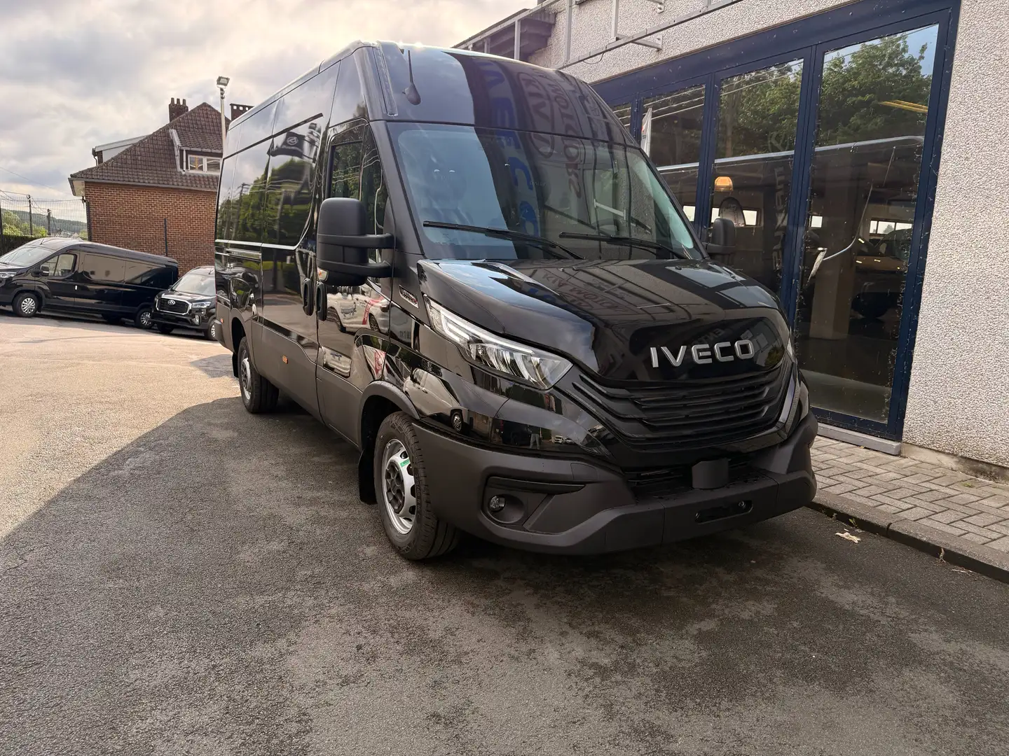 Iveco Daily L3H2 NOIR EN STOCK!!! Nero - 2