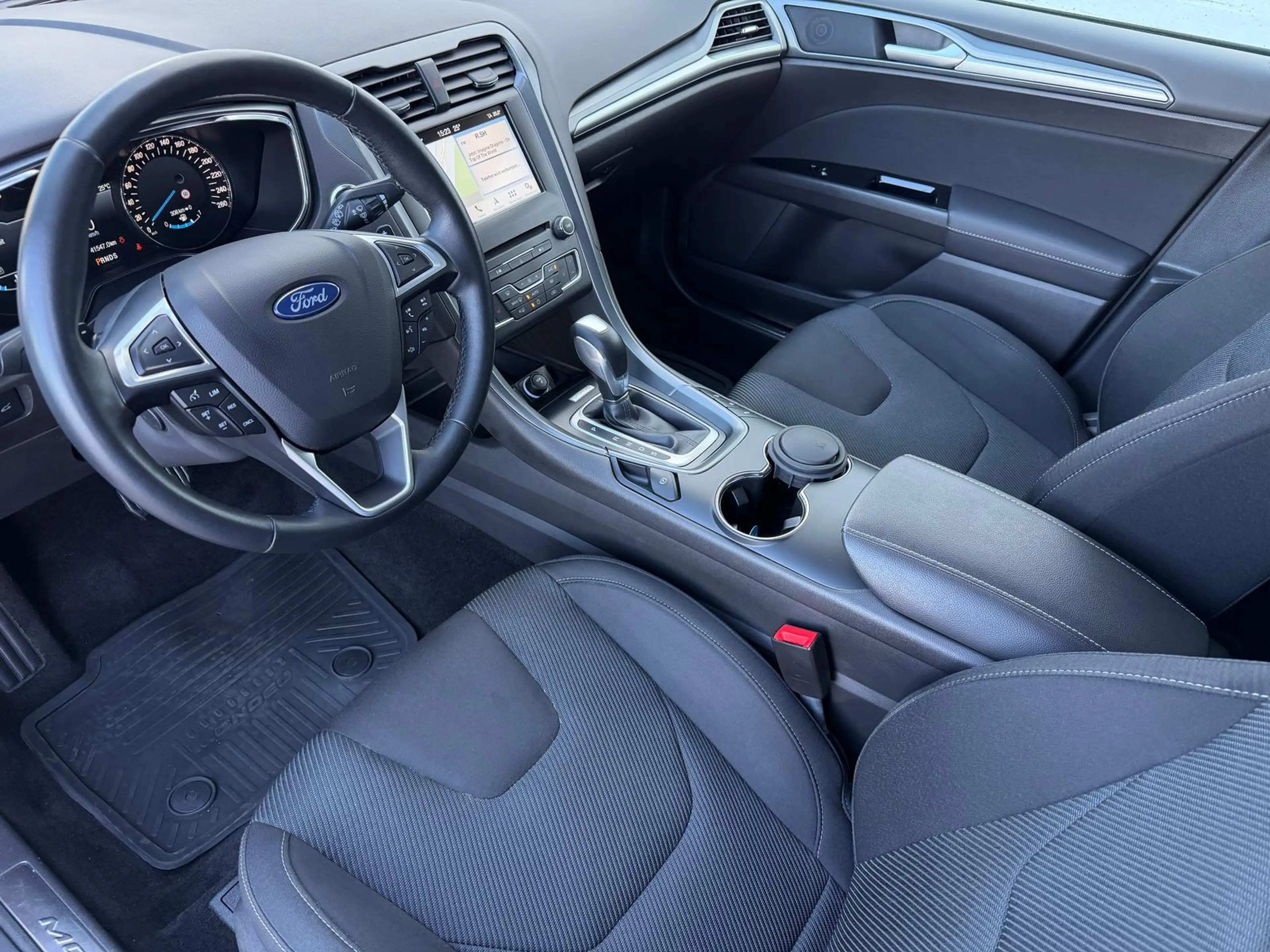 Ford Mondeo Titanium Autom*42Tkm*BLIS*eHeck*LED*WiPa* — photo 13
