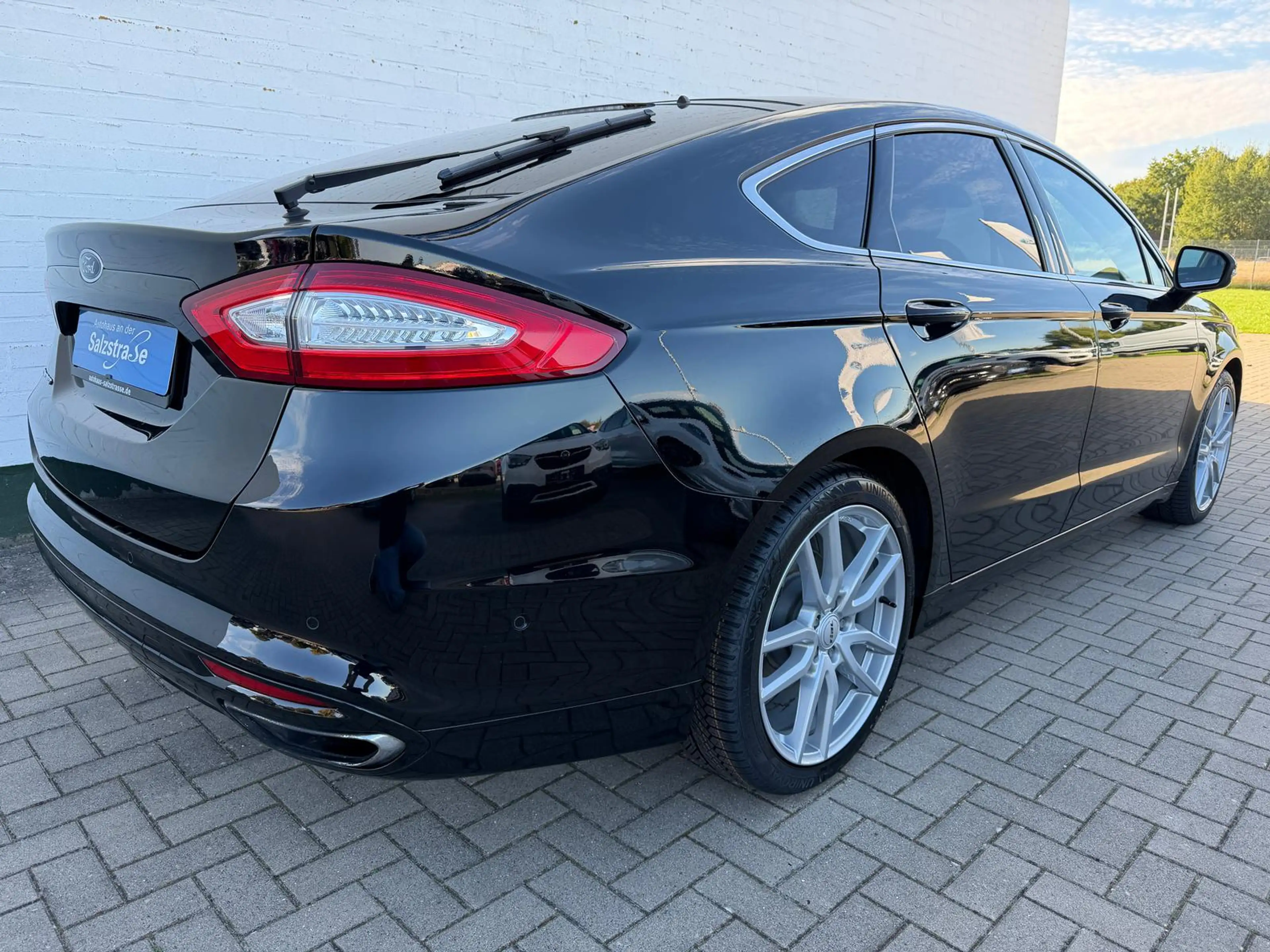 Ford Mondeo Titanium Autom*42Tkm*BLIS*eHeck*LED*WiPa* — photo 7