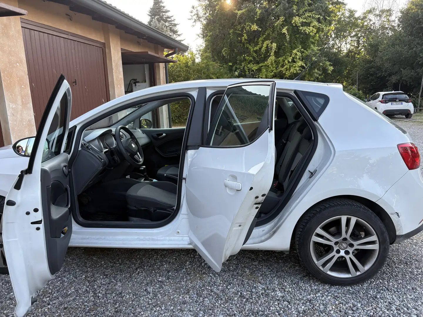 SEAT Ibiza 5p 1.2 tsi Style dsg Bianco - 1