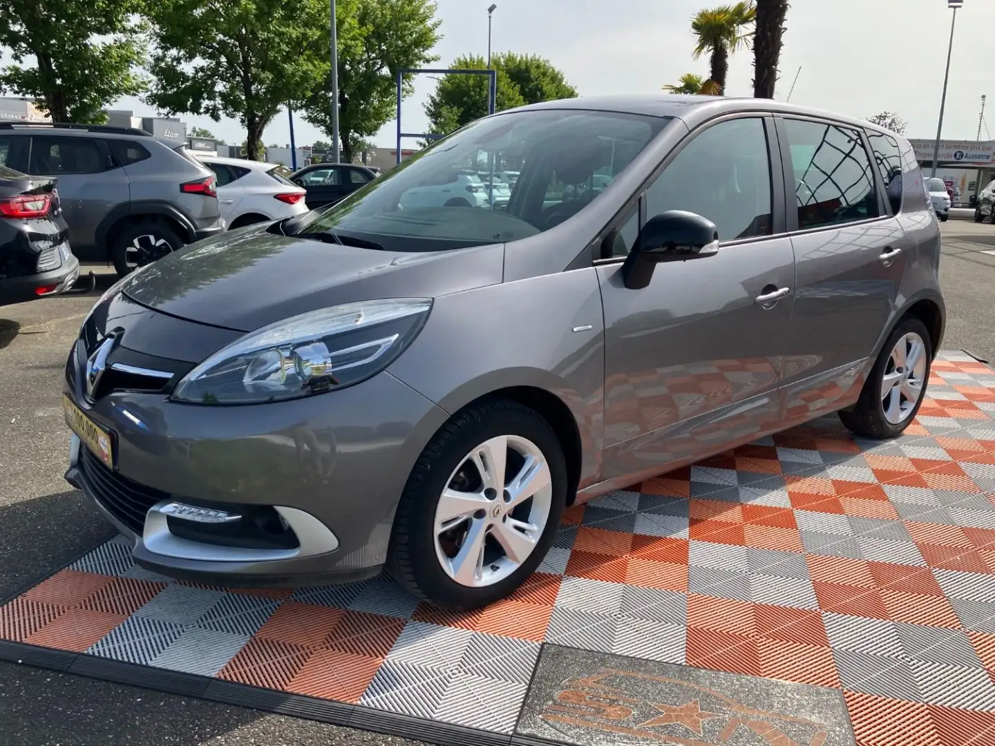 Renault Scenic III 1.5 DCI 110 LIMITED siva - 2