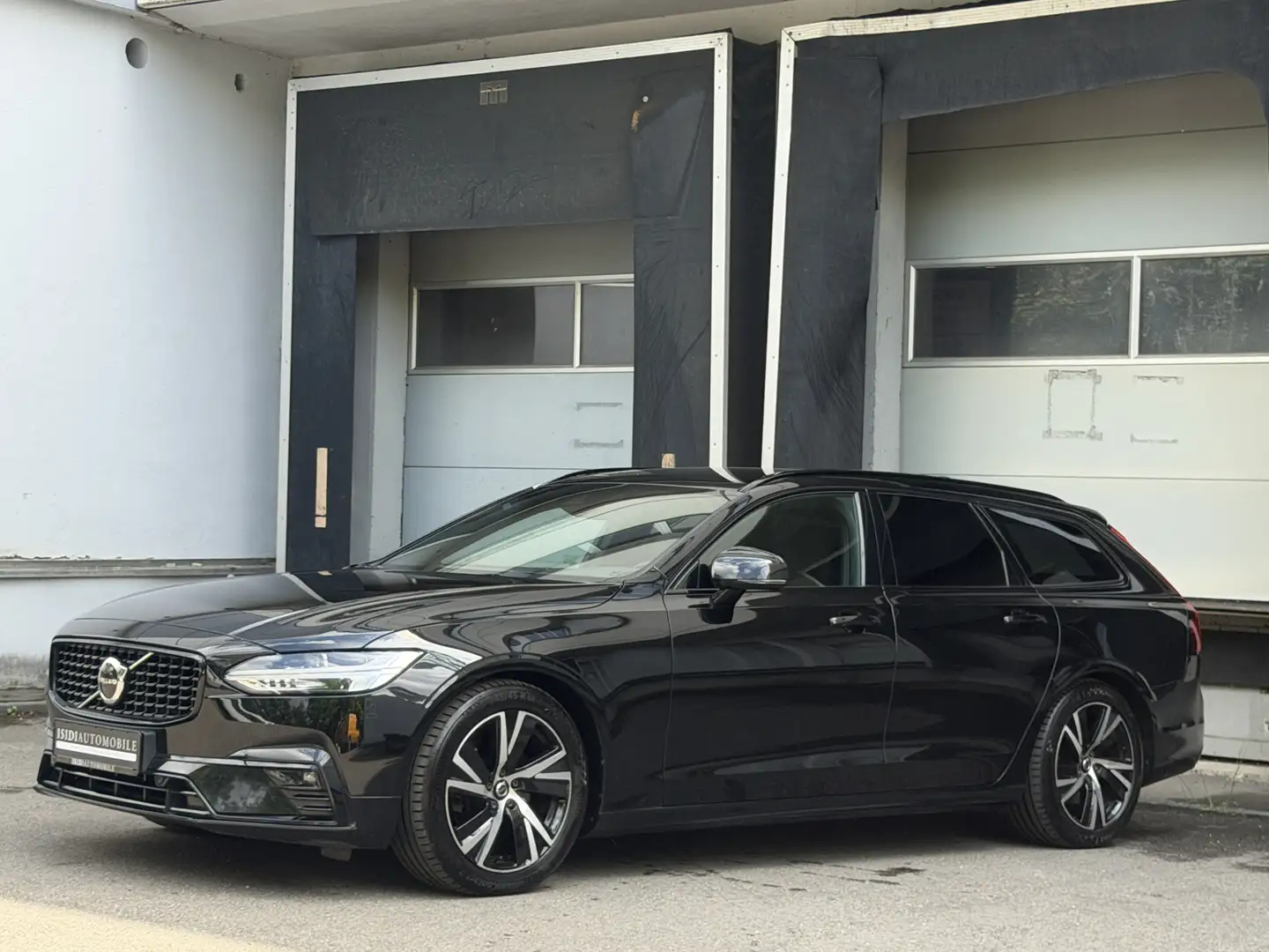 Volvo V90 R Design AWD LED ACC Virtual Pano Head-Up Schwarz - 2