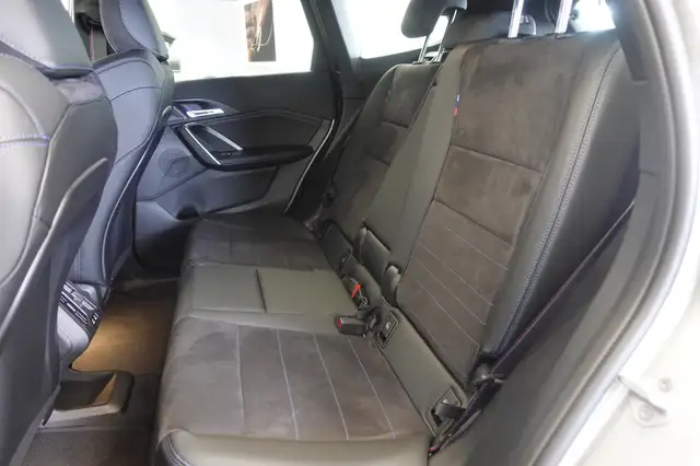 BMW iX1 xDrive30 U11 Ansicht 8