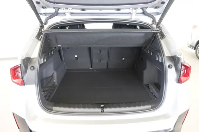 BMW iX1 xDrive30 U11 Ansicht 16