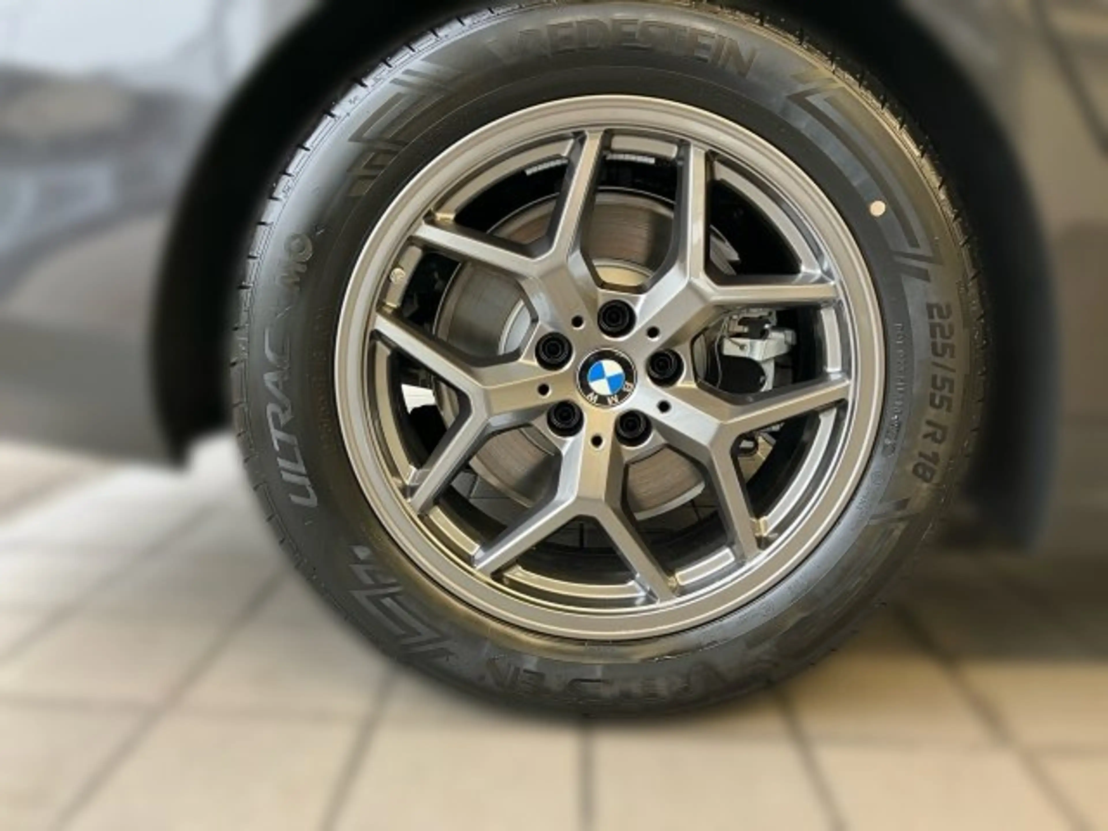 BMW 520 d xDrive Limousine G60 B47 — photo 5