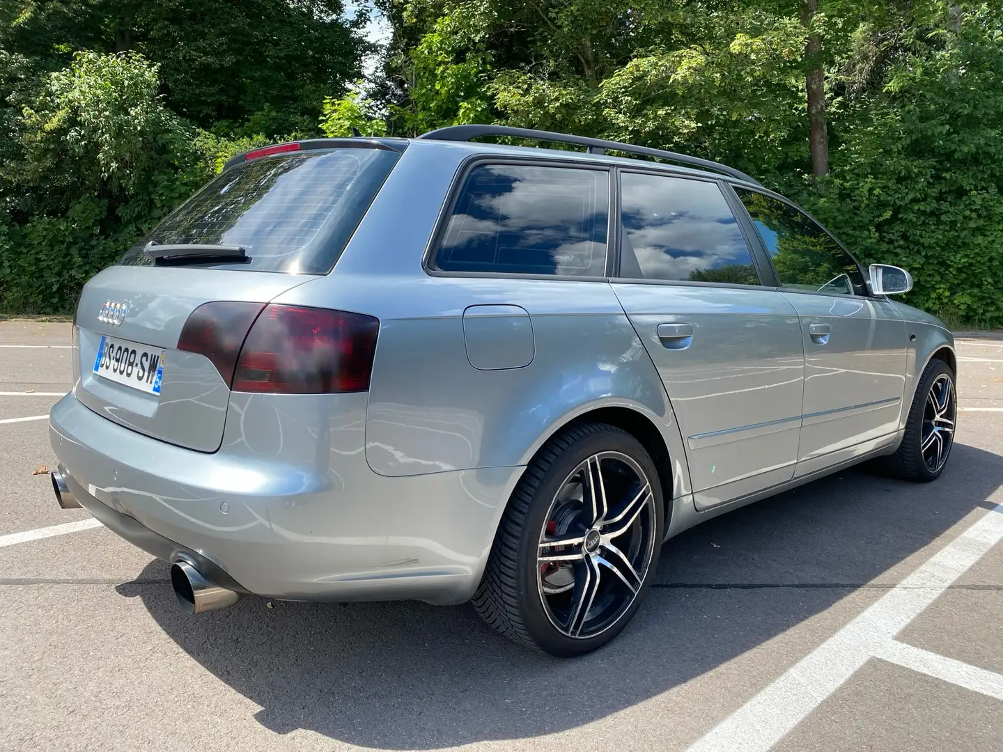 Audi A4 3.0 TDI quattro (171kW) siva - 2