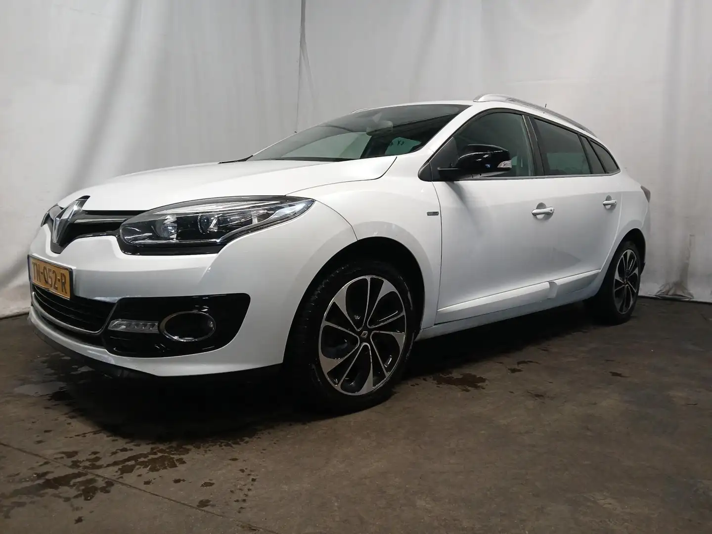 Renault Megane Estate 1.2 TCe Bose - Clima - Cruise - Navi - Scha Wit - 2