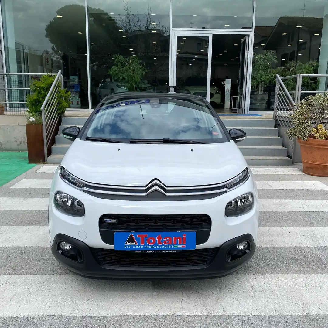 Citroen C3 III 2017 1.2 puretech Feel 82cv neopatentati Bianco - 2
