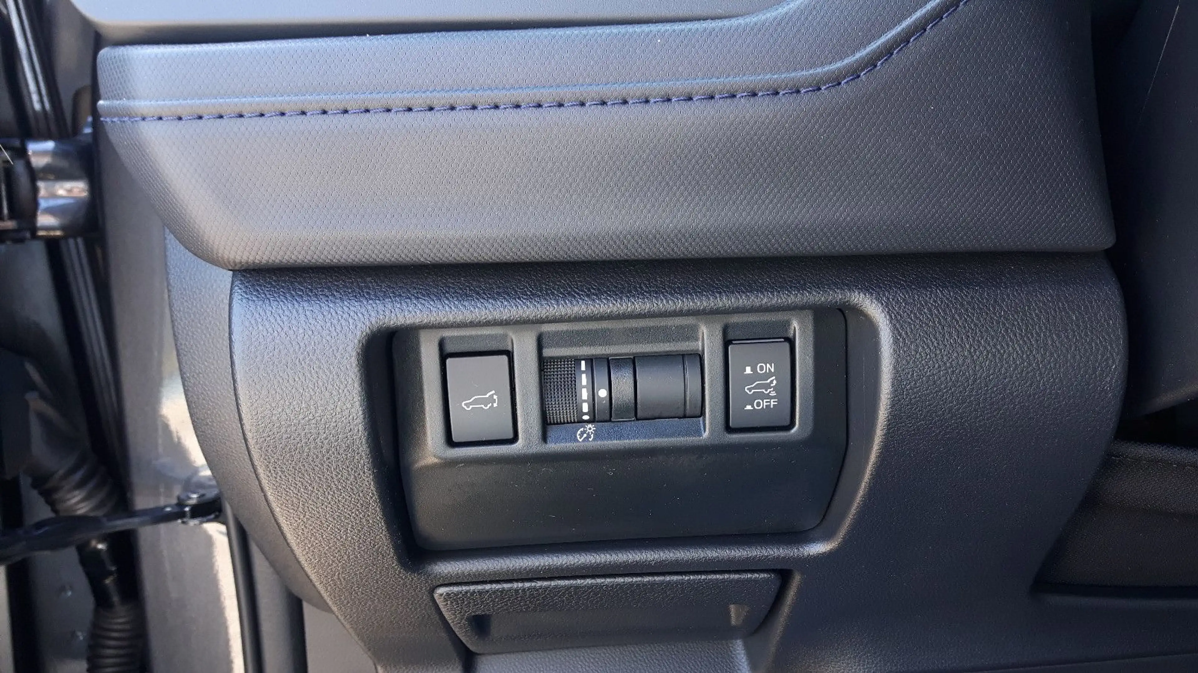 Subaru Forester 2.0 ie BOXER Exclusive Lineartr. — photo 9
