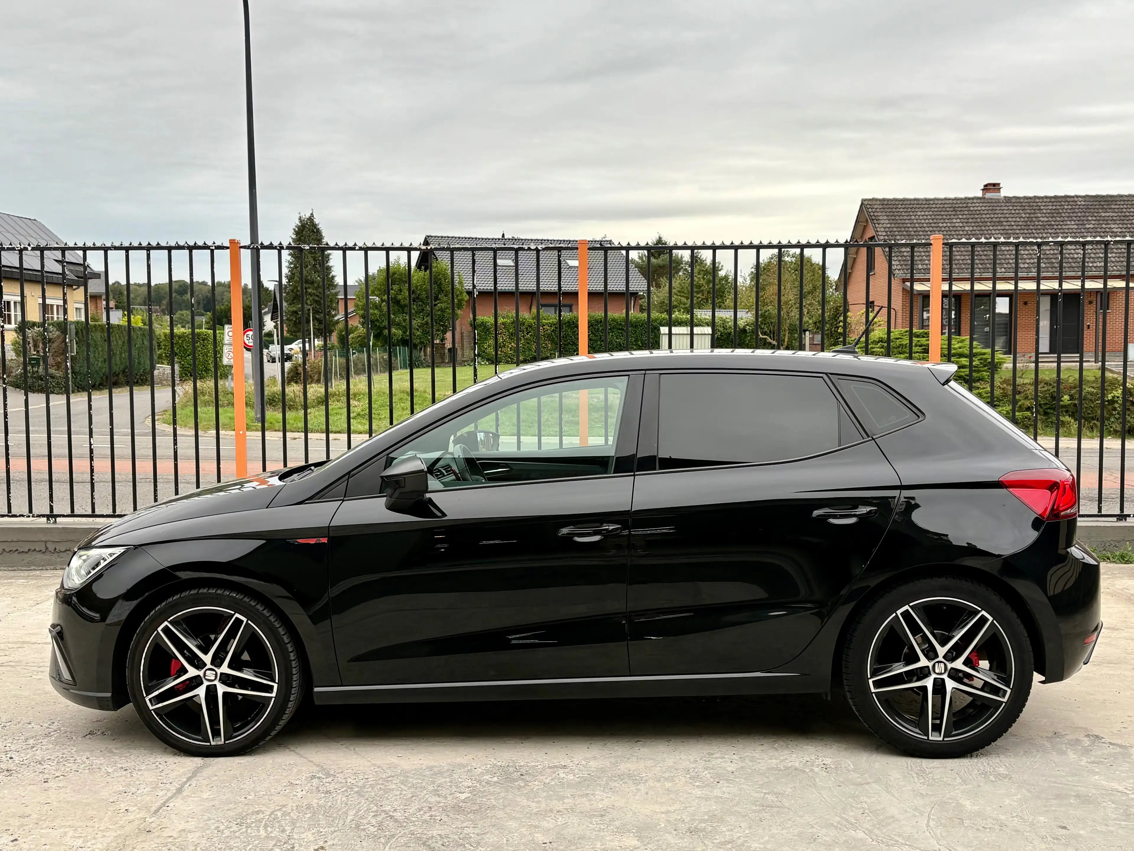 SEAT Ibiza Ibiza 1.0 TSI FR DSG — photo 6
