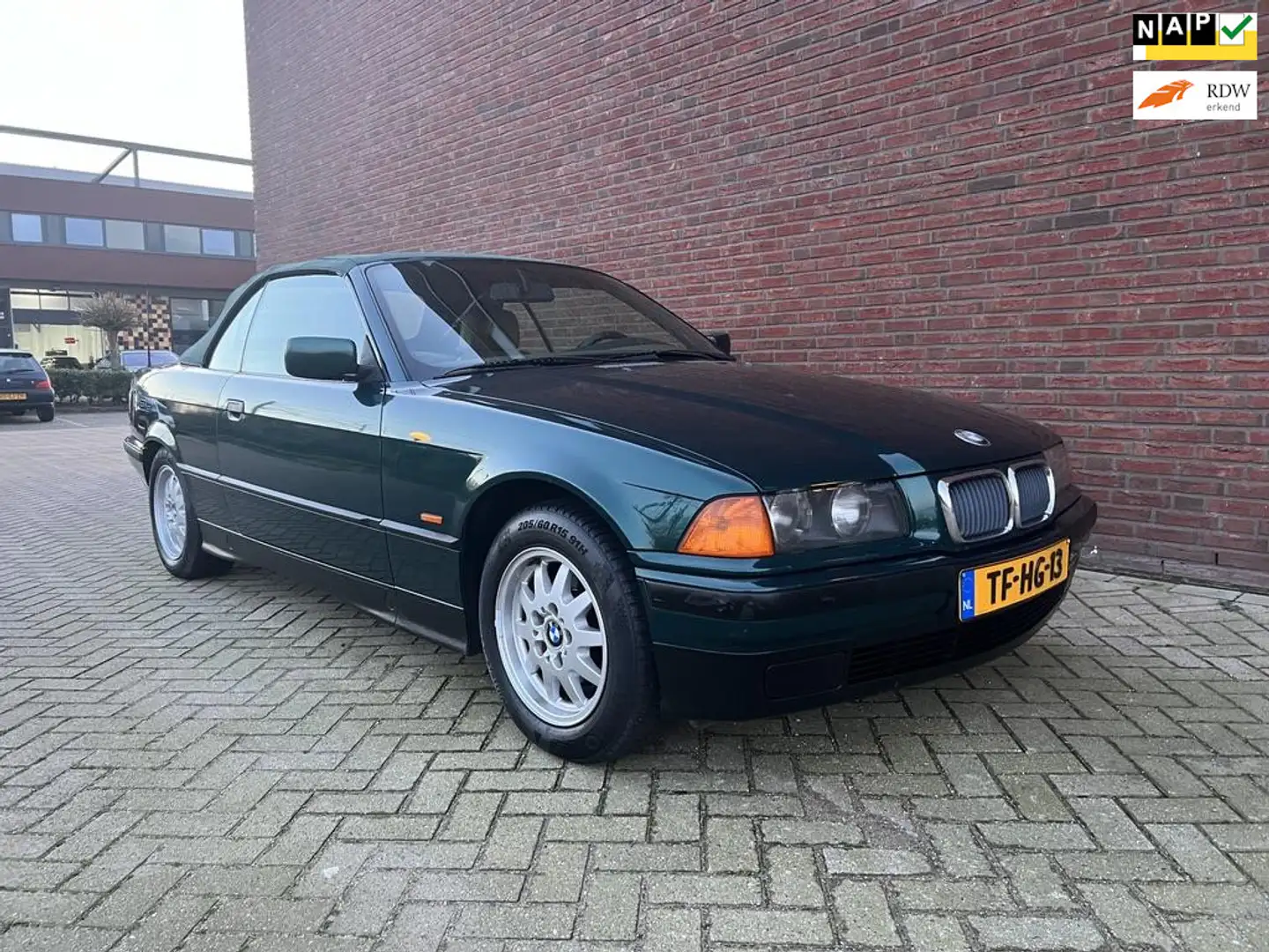 BMW 318 3-serie Cabrio 318i Executive, Beige leder, Aircon Grün - 1