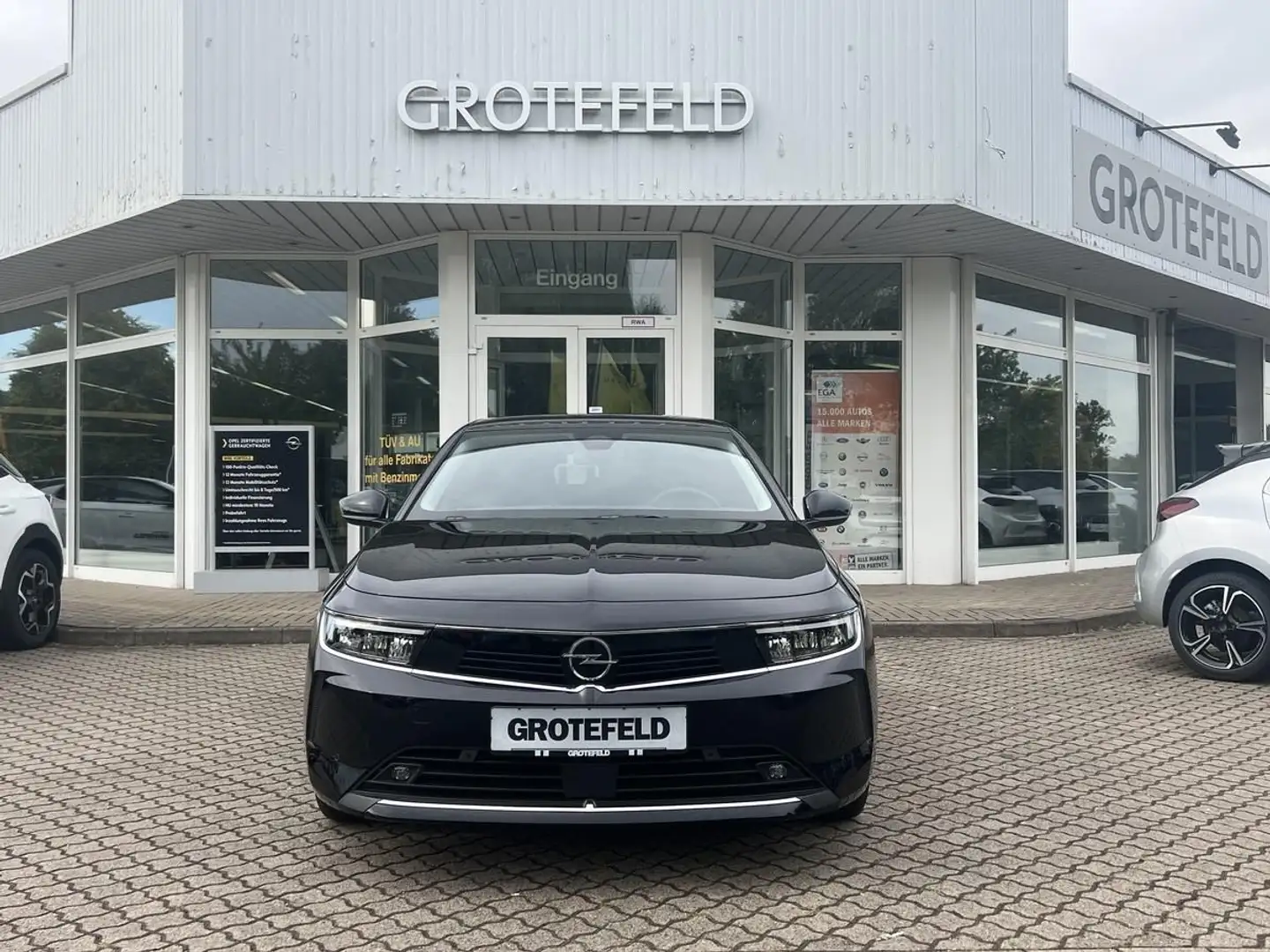 Opel Astra 1.2 Turbo Edition (EURO 6d) Noir - 1