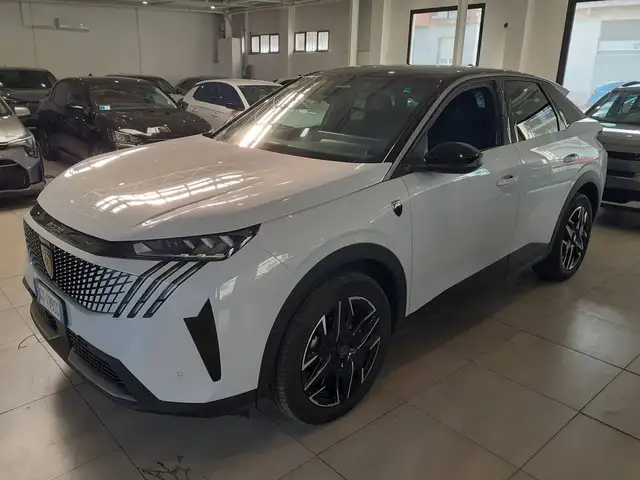 Peugeot 3008 view 3