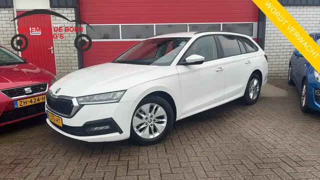 Skoda Octavia Combi 1.0 e-TSI Business Edition AUTOMAAT / TREKHA