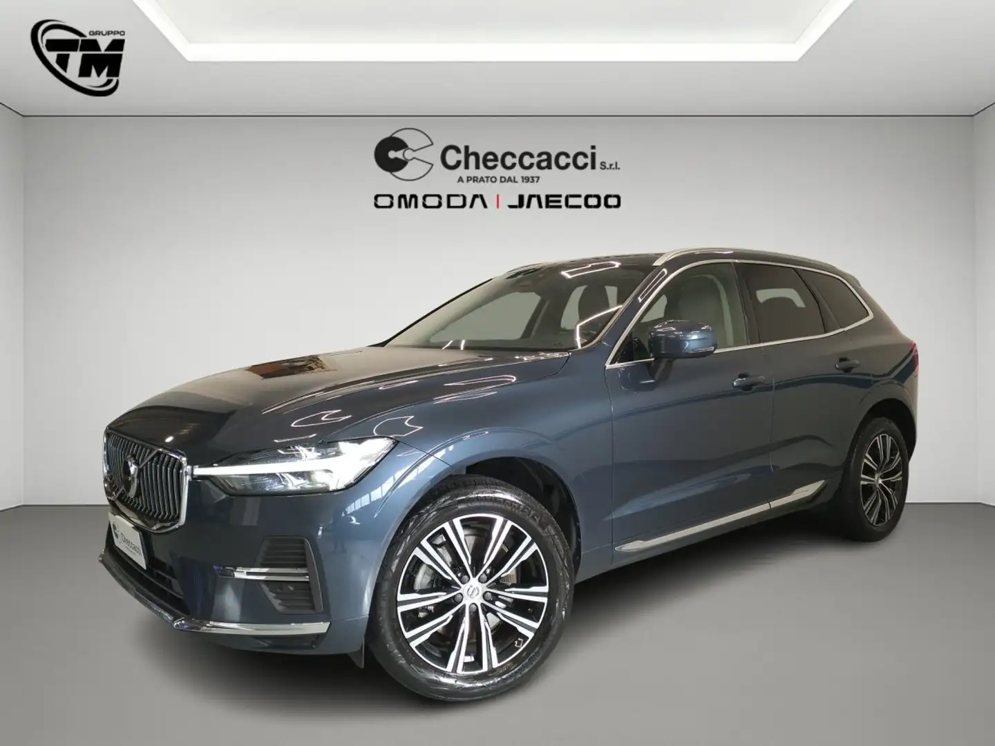 Volvo XC60 b4 Momentum auto * AUTOCARRO * Grijs - 1