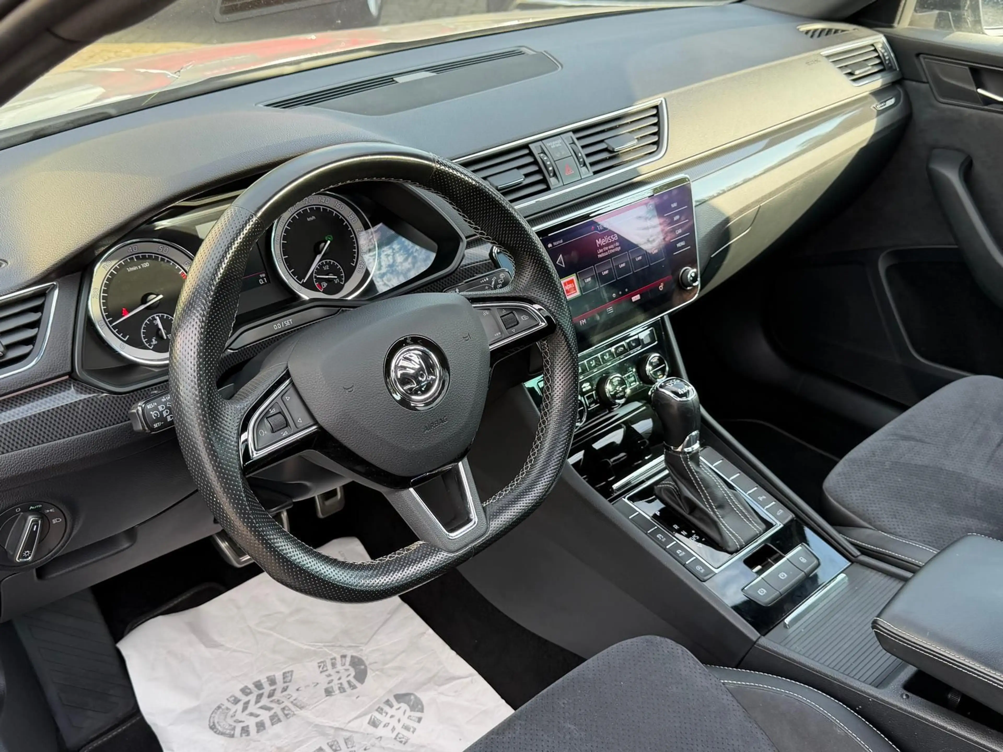 Skoda Superb 2.0 TSI Sportline *4x4*PANO*AHK*KAMERA* — photo 7