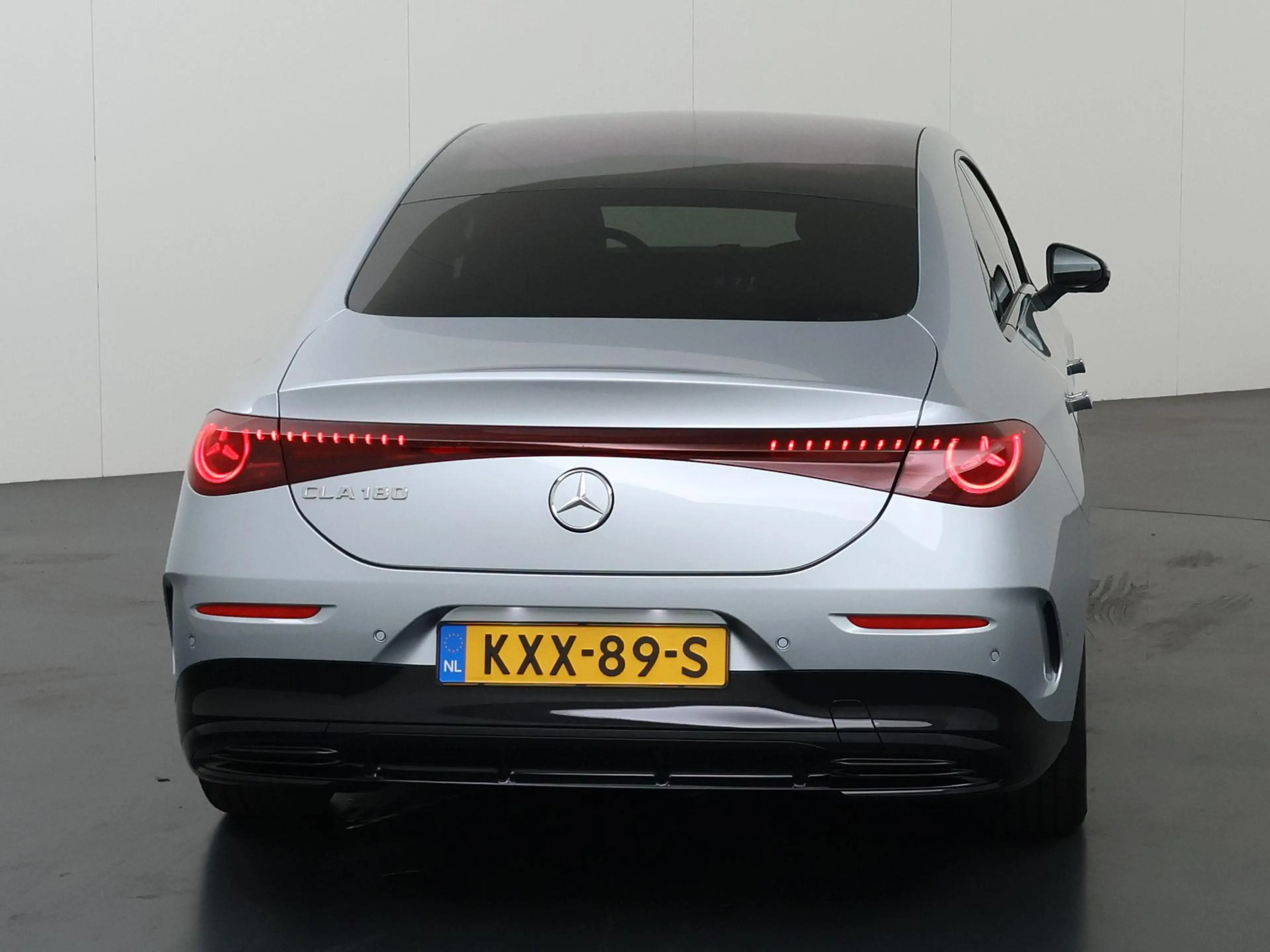 Mercedes-Benz CLA 180 Business Solution AMG | Night | Panoramadak | Trek — photo 4