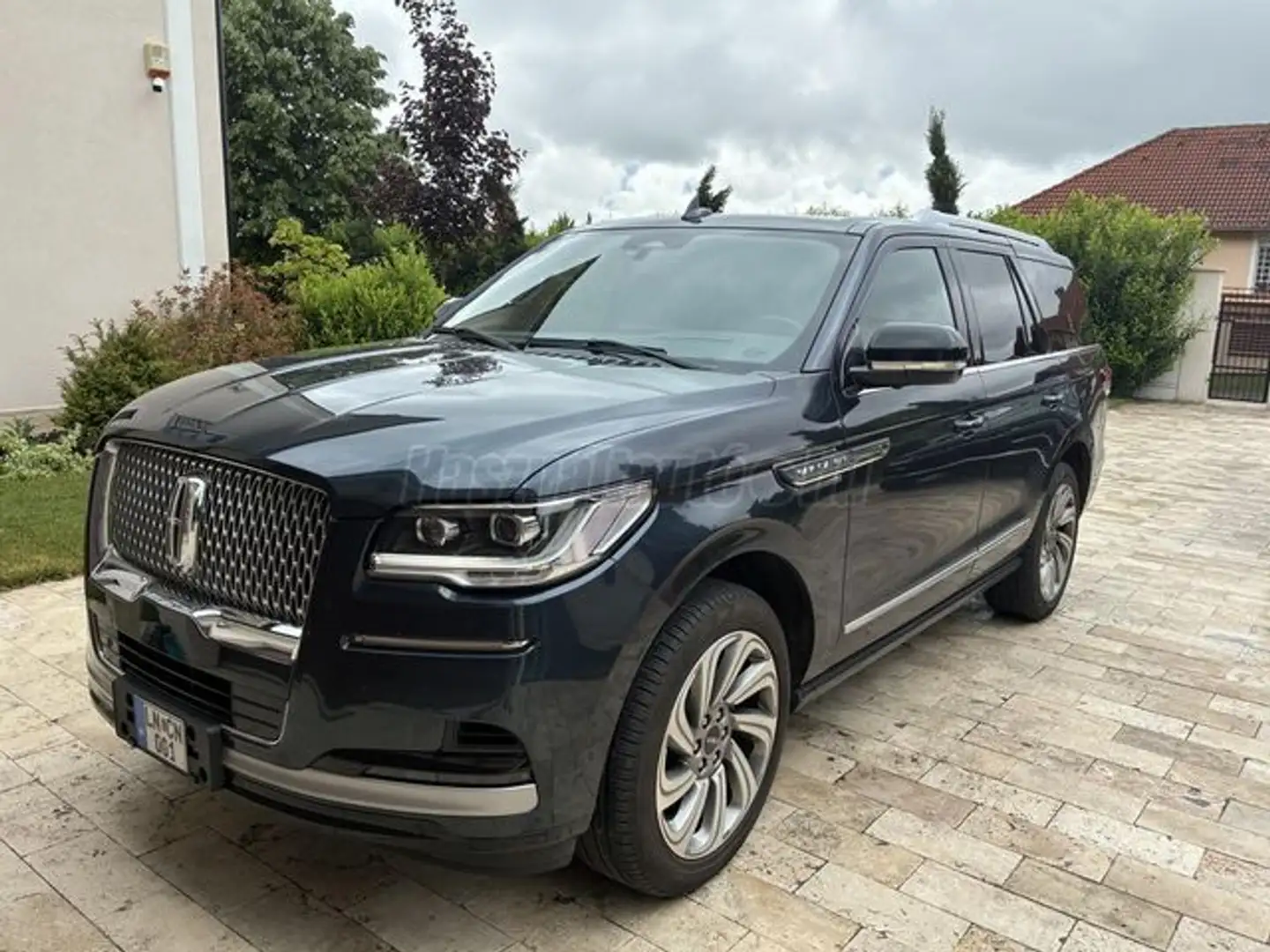 Lincoln Navigator Reserve Preferred Blau - 1