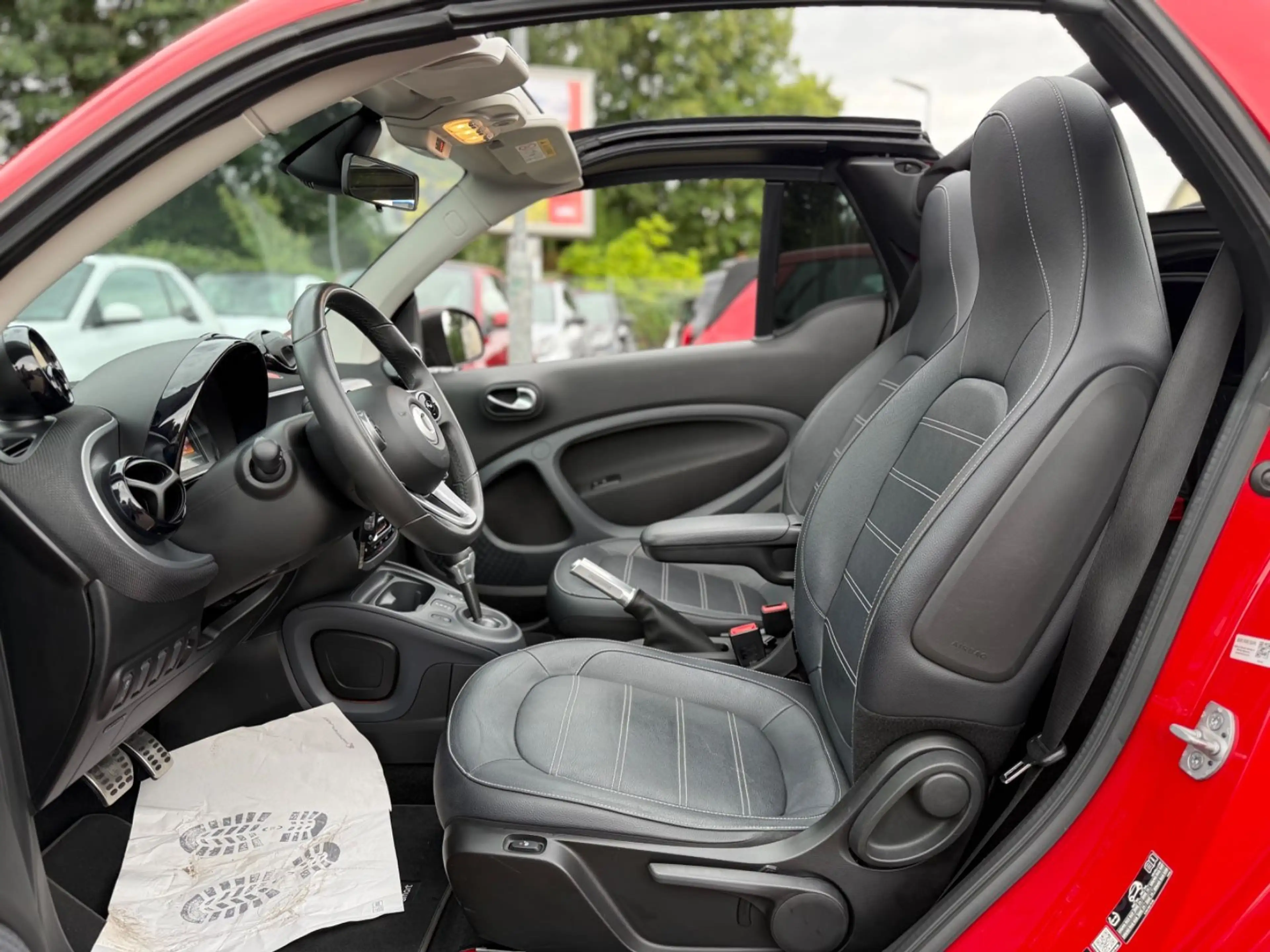 smart forTwo CABRIO*BRABUS TAILOR-MADE*AMBIENTE*LEDER* — photo 14