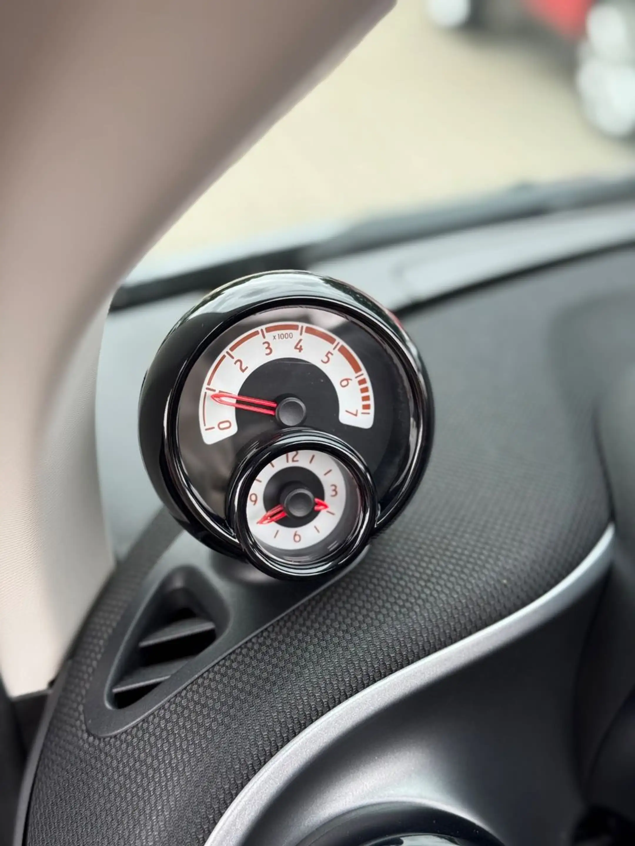 smart forTwo CABRIO*BRABUS TAILOR-MADE*AMBIENTE*LEDER* — photo 11