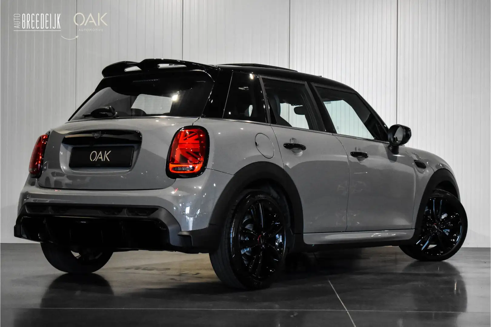 MINI John Cooper Works Mini 1.5 Aut. | JCW-Trim | Navigatie | Panorama | Gris - 2