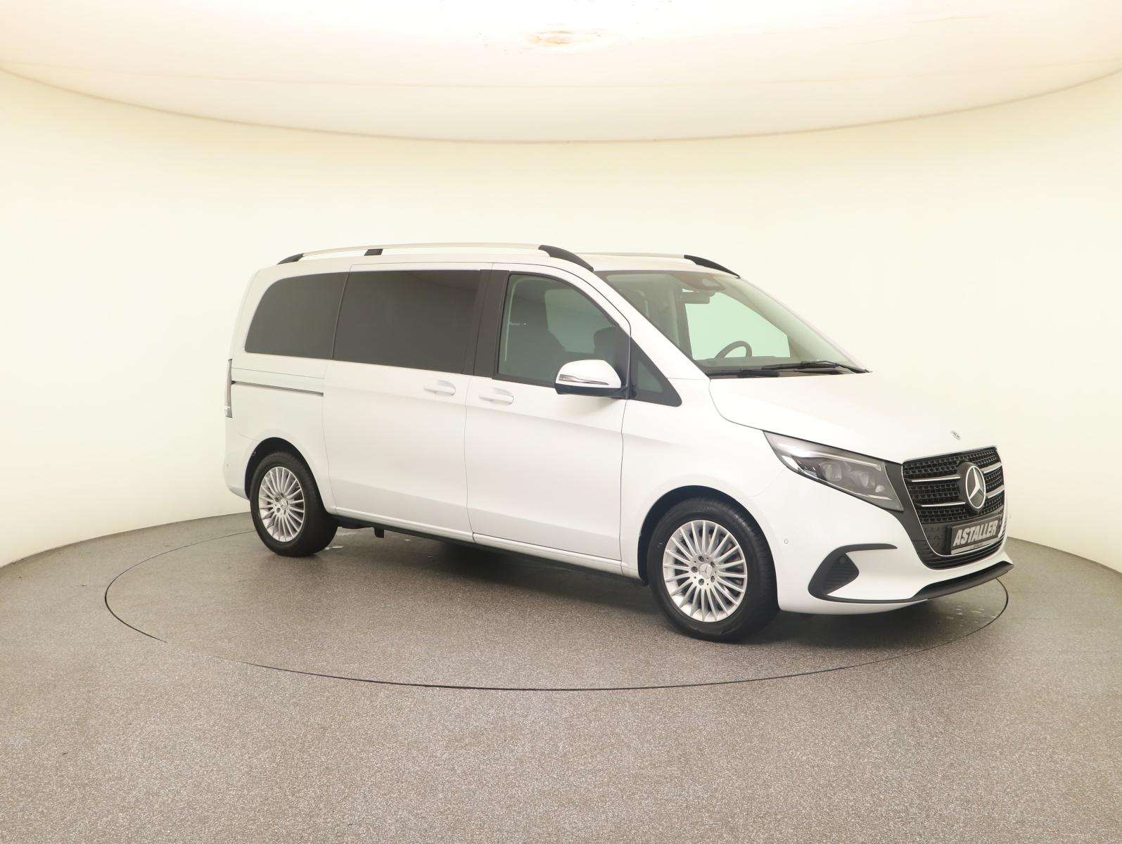 Mercedes-Benz V 250