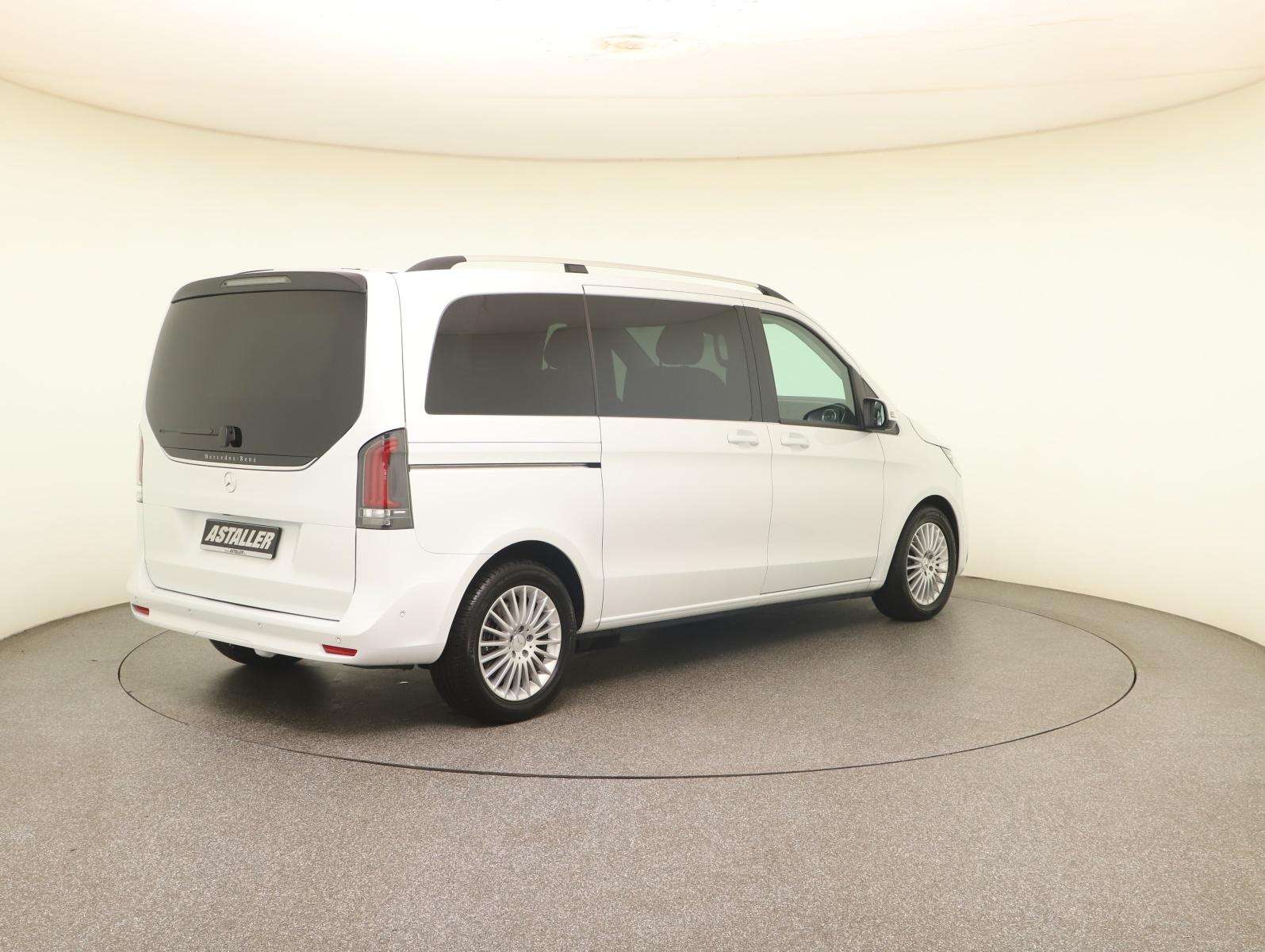 Mercedes-Benz V 250
