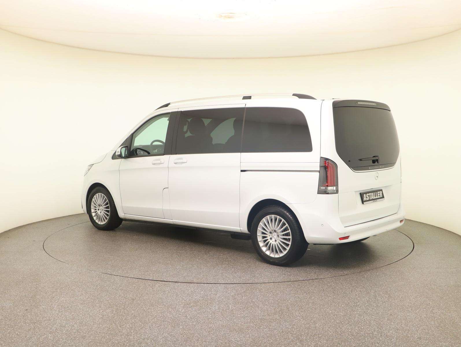 Mercedes-Benz V 250