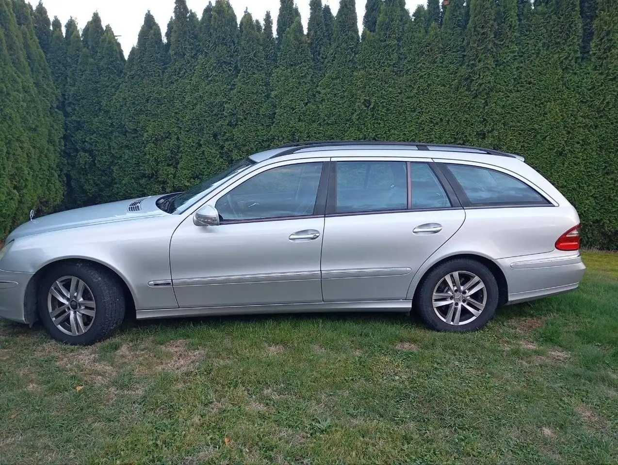 Mercedes-Benz E 220